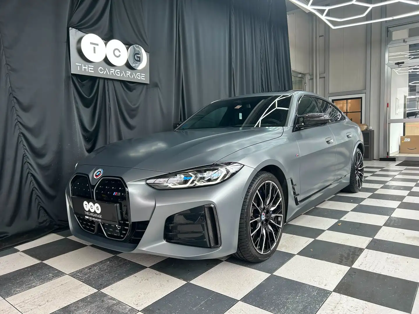 BMW i4 M50 Grau - 1