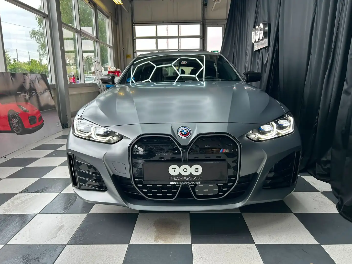 BMW i4 M50 Grau - 2