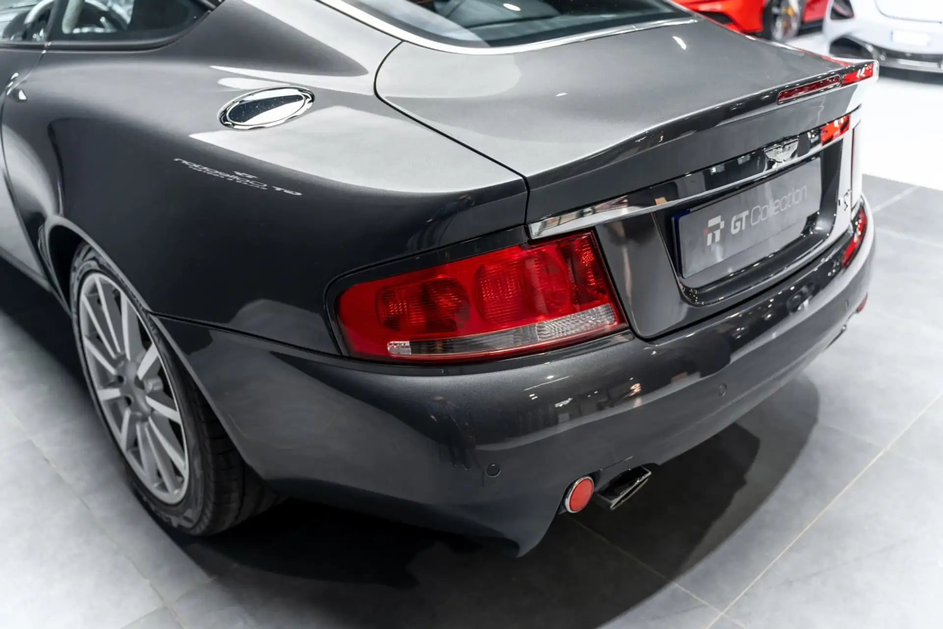 애스턴마틴 뱅퀴시 Coupe 2005 네이비 사진 6