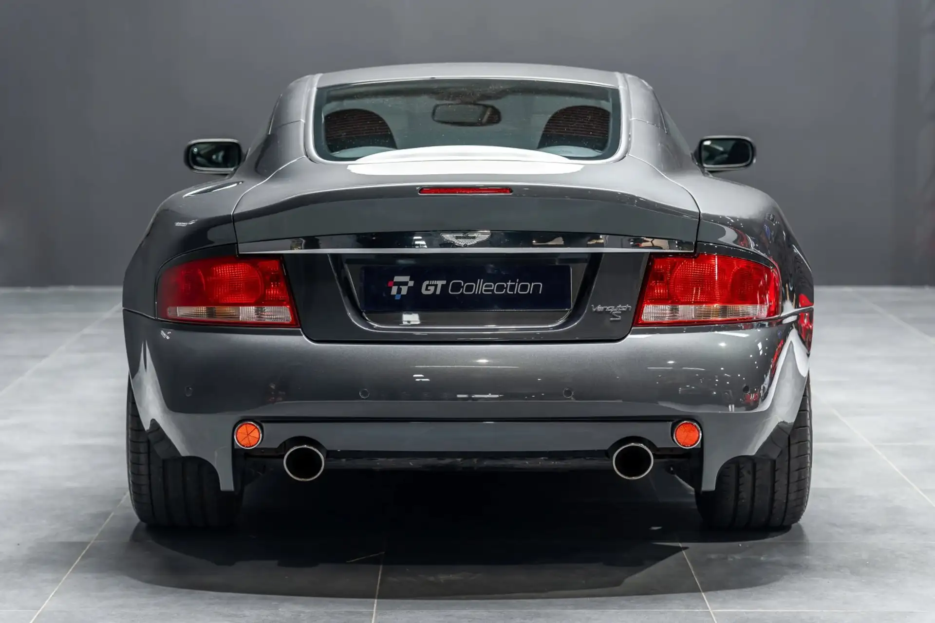 애스턴마틴 뱅퀴시 Coupe 2005 네이비 사진 8
