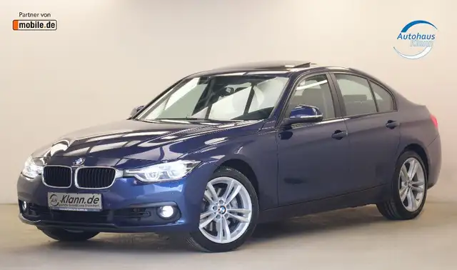 BMW 3 Series view 3