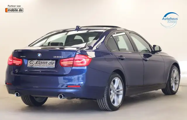 BMW 3 Series view 6