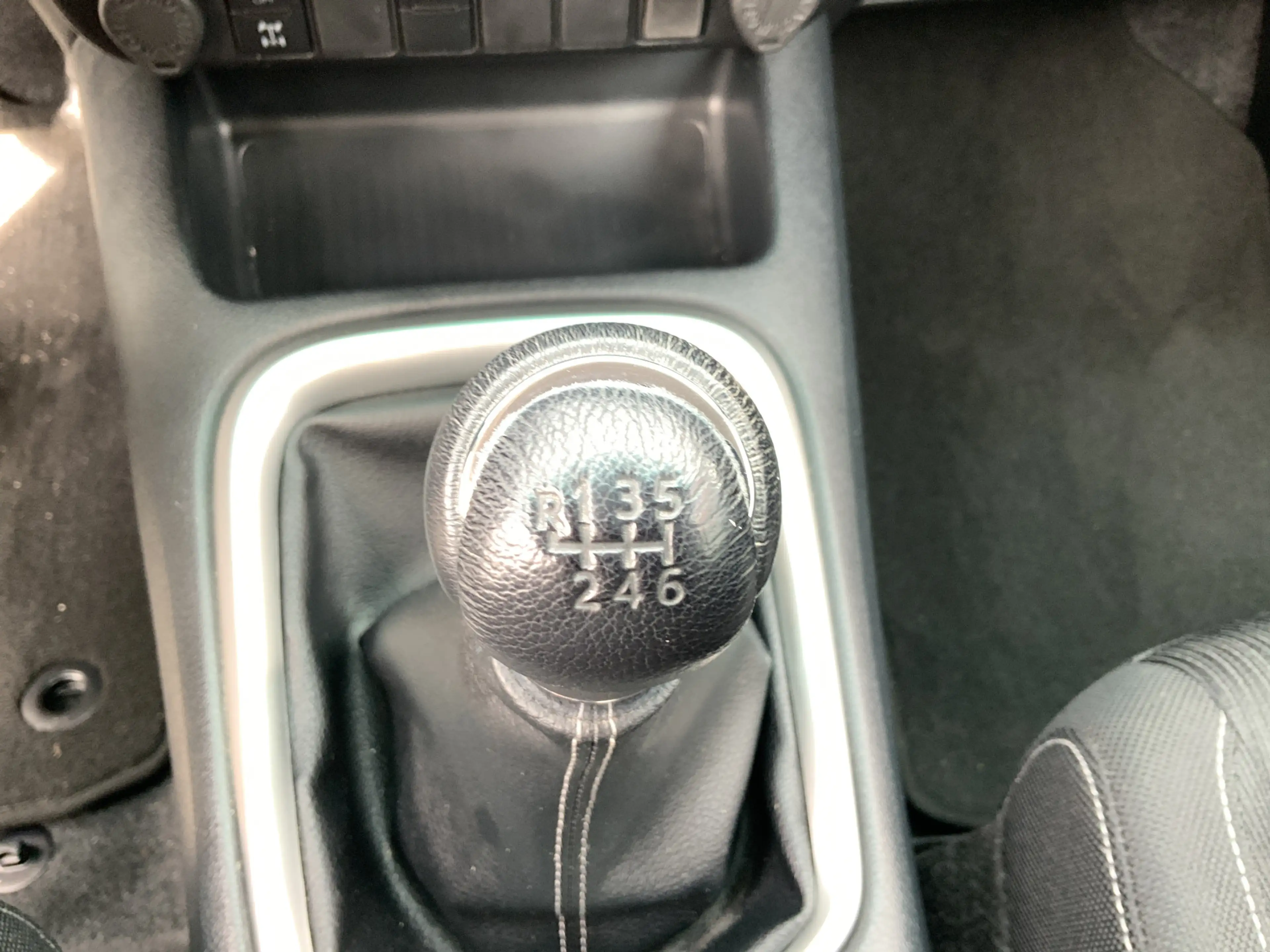 Toyota Hilux 2.4 D-4D Xtra Cab Cool Comfort Airco Cruise Alu Ve — photo 7