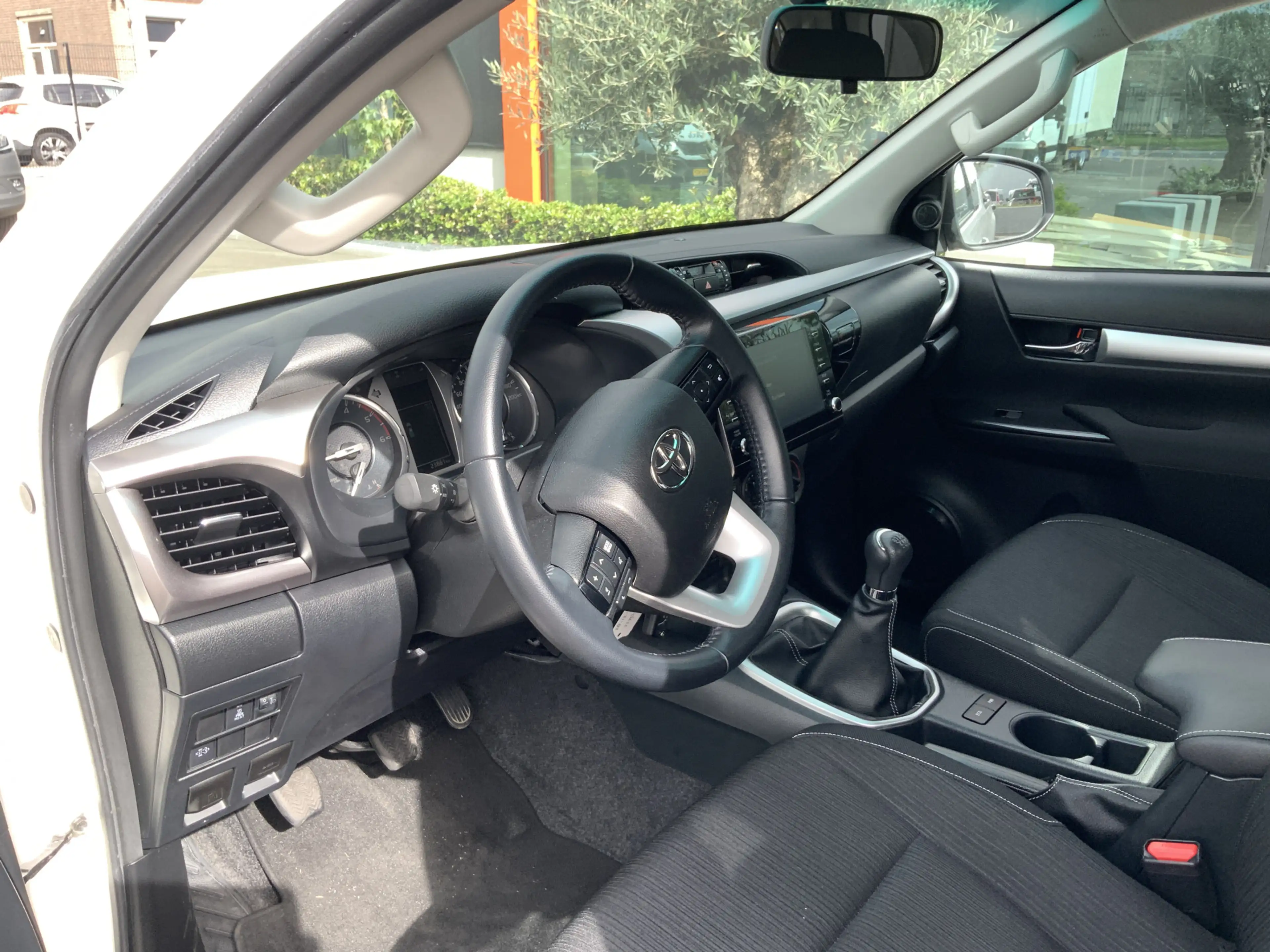Toyota Hilux 2.4 D-4D Xtra Cab Cool Comfort Airco Cruise Alu Ve — photo 6