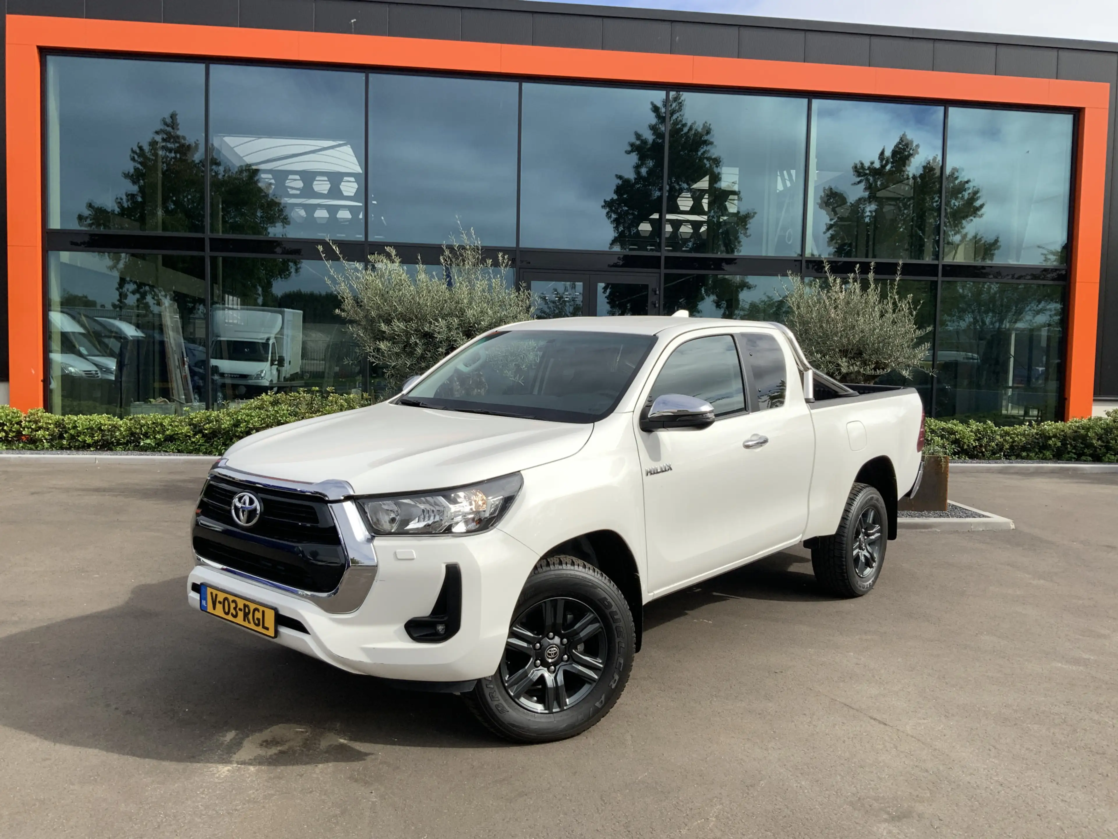 Toyota Hilux 2.4 D-4D Xtra Cab Cool Comfort Airco Cruise Alu Ve