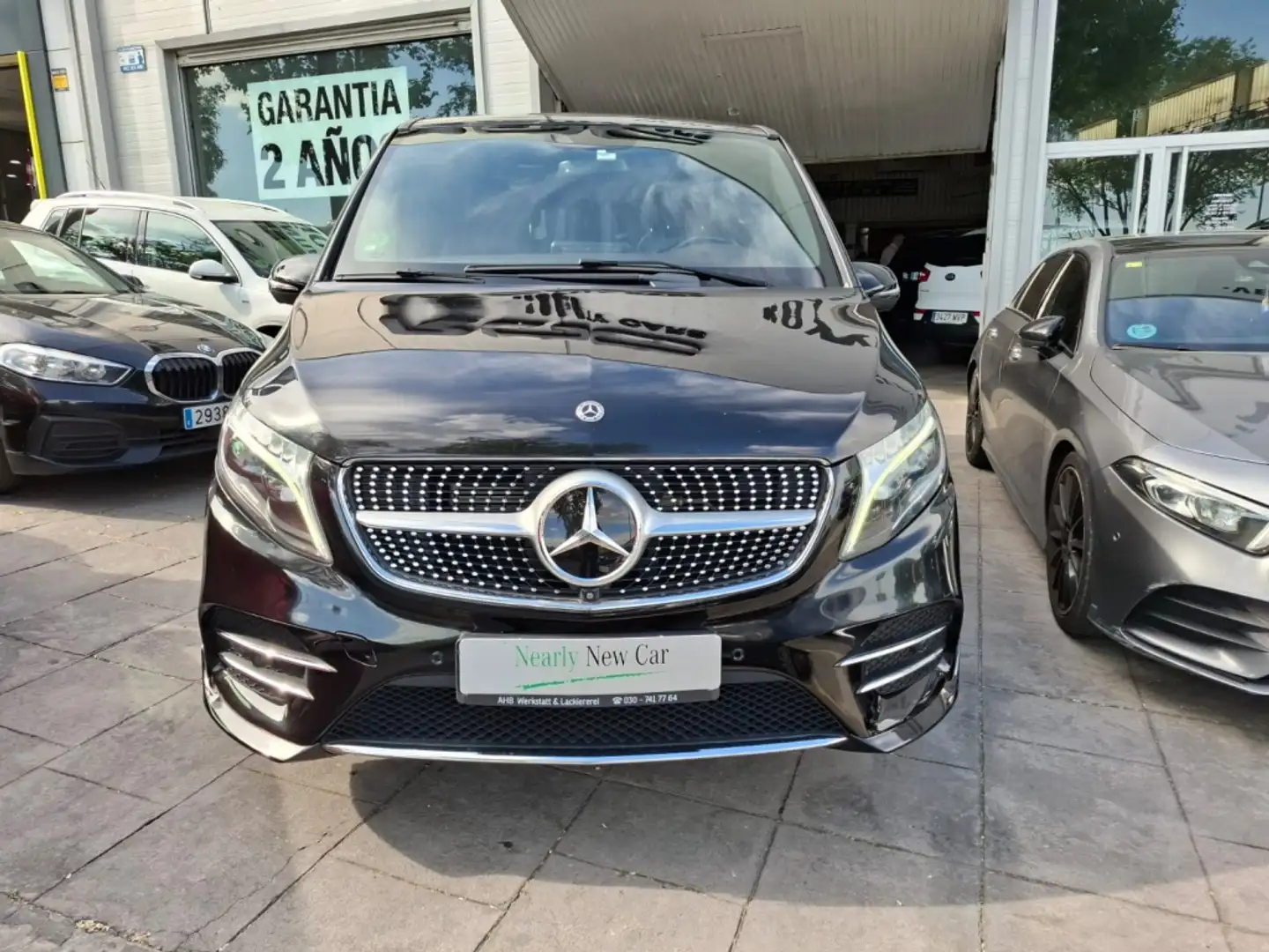 Mercedes-Benz V 250 250d Largo Exclusive 7G Tronic Schwarz - 2