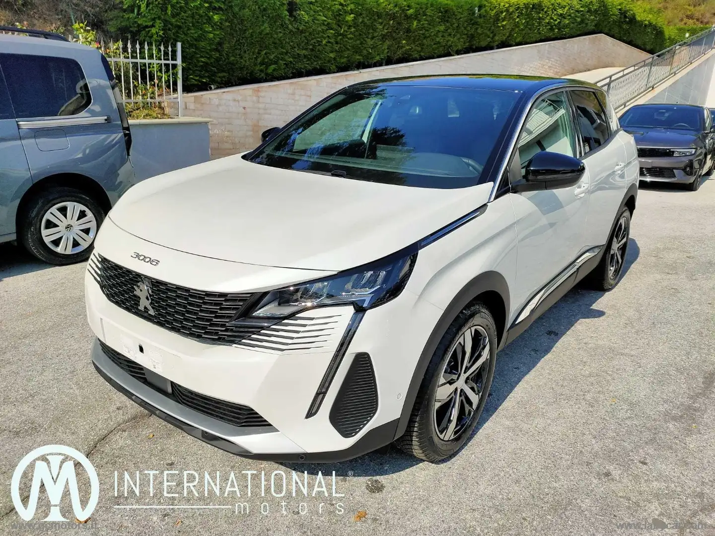 Peugeot 3008 BlueHDi 130 S&S EAT8 Allure Pack Bianco - 1