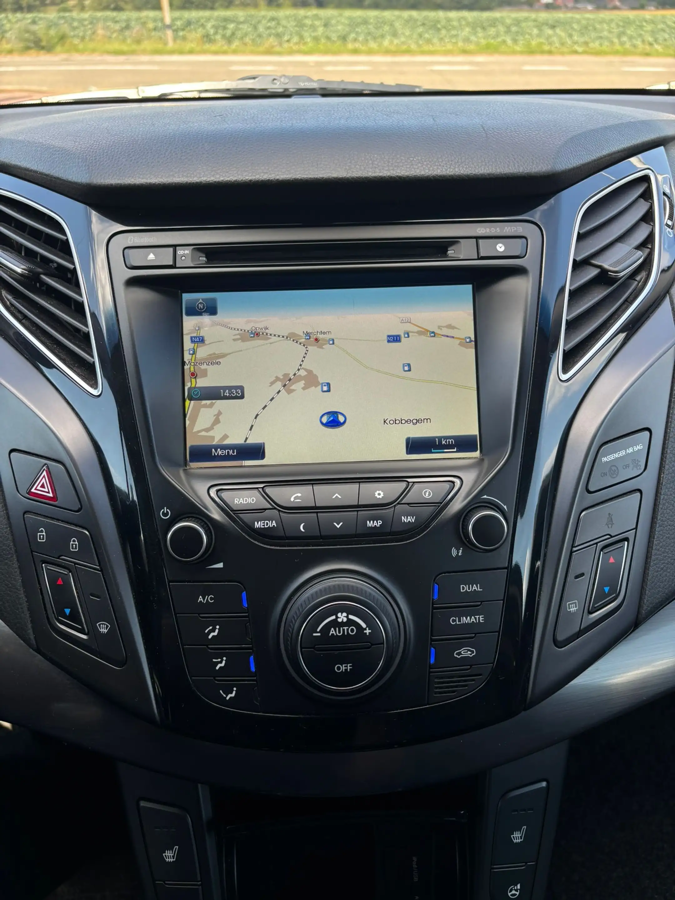 Hyundai i40 Hyundai i40 SW 1.6 essence Airco GPS — photo 13