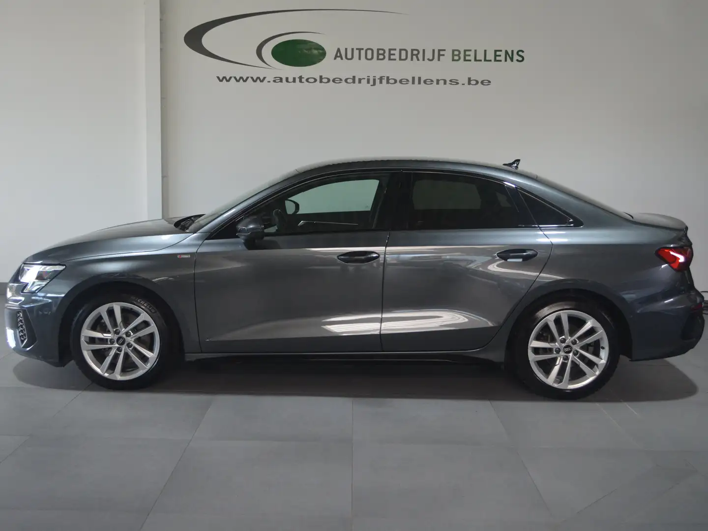 Audi A3 A3 35 TFSI Limousine S tronic S line / NAVI CAM Grigio - 1