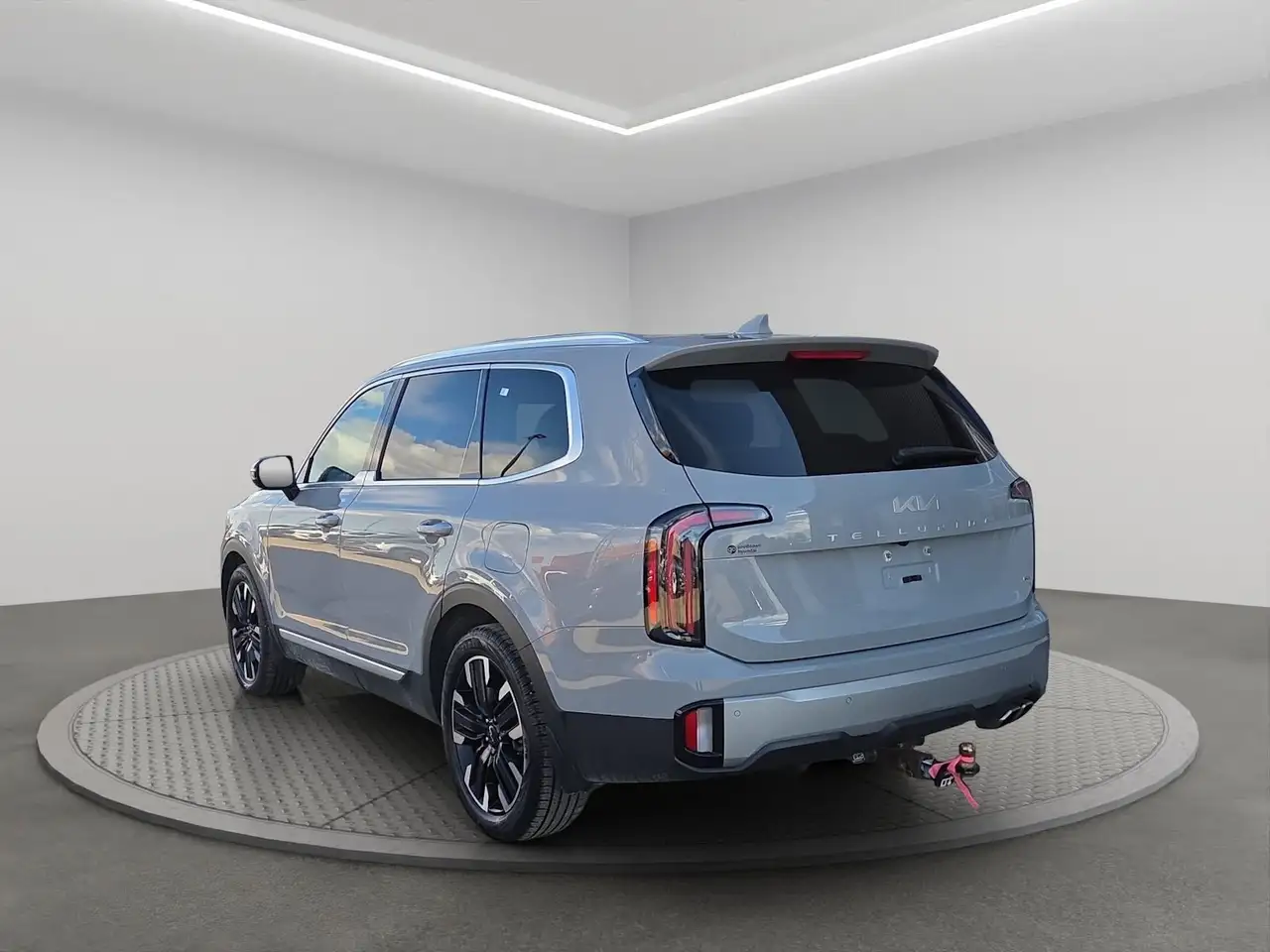 Kia Telluride снимка Kia Telluride