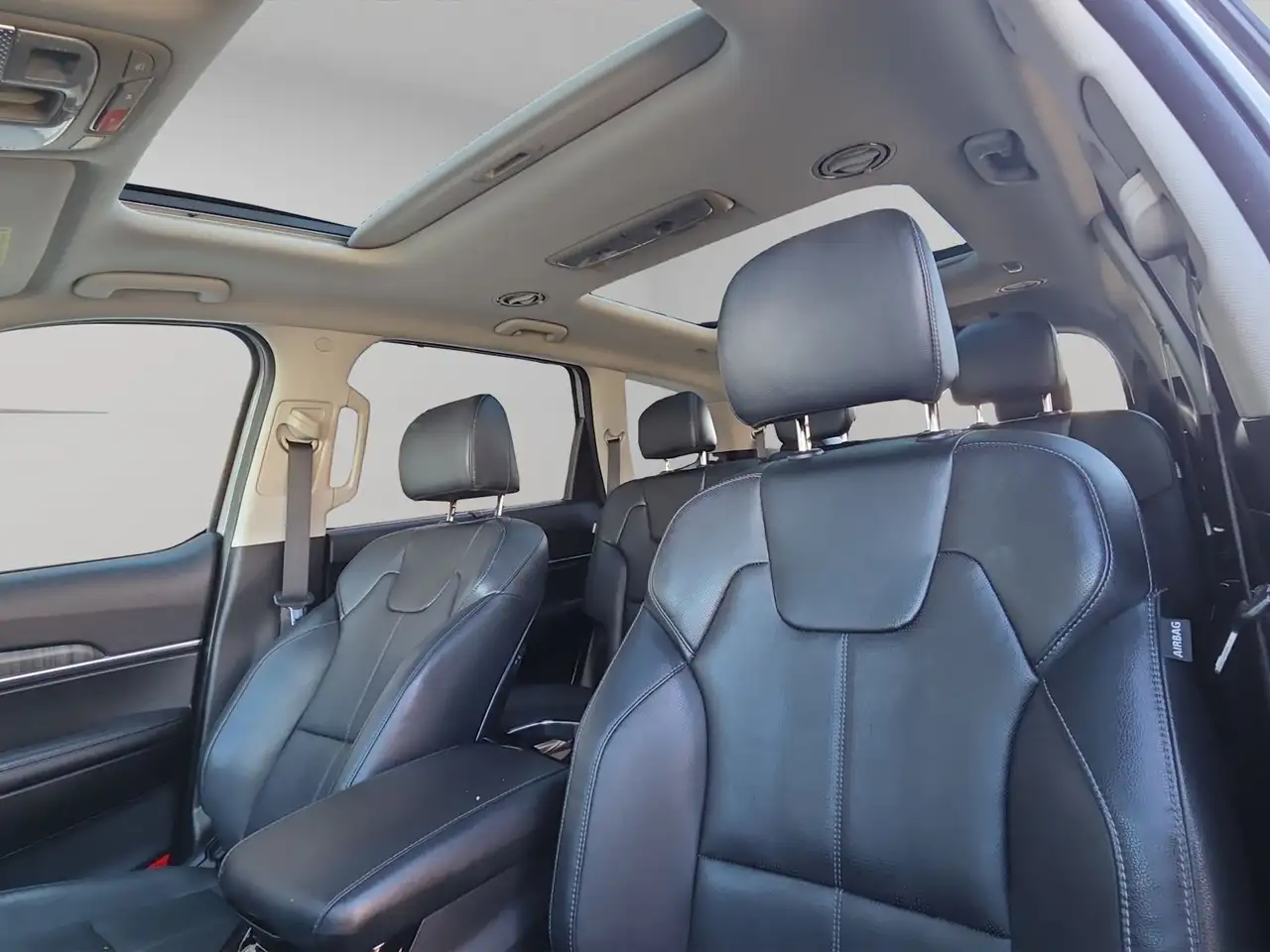 Kia Telluride снимка Kia Telluride