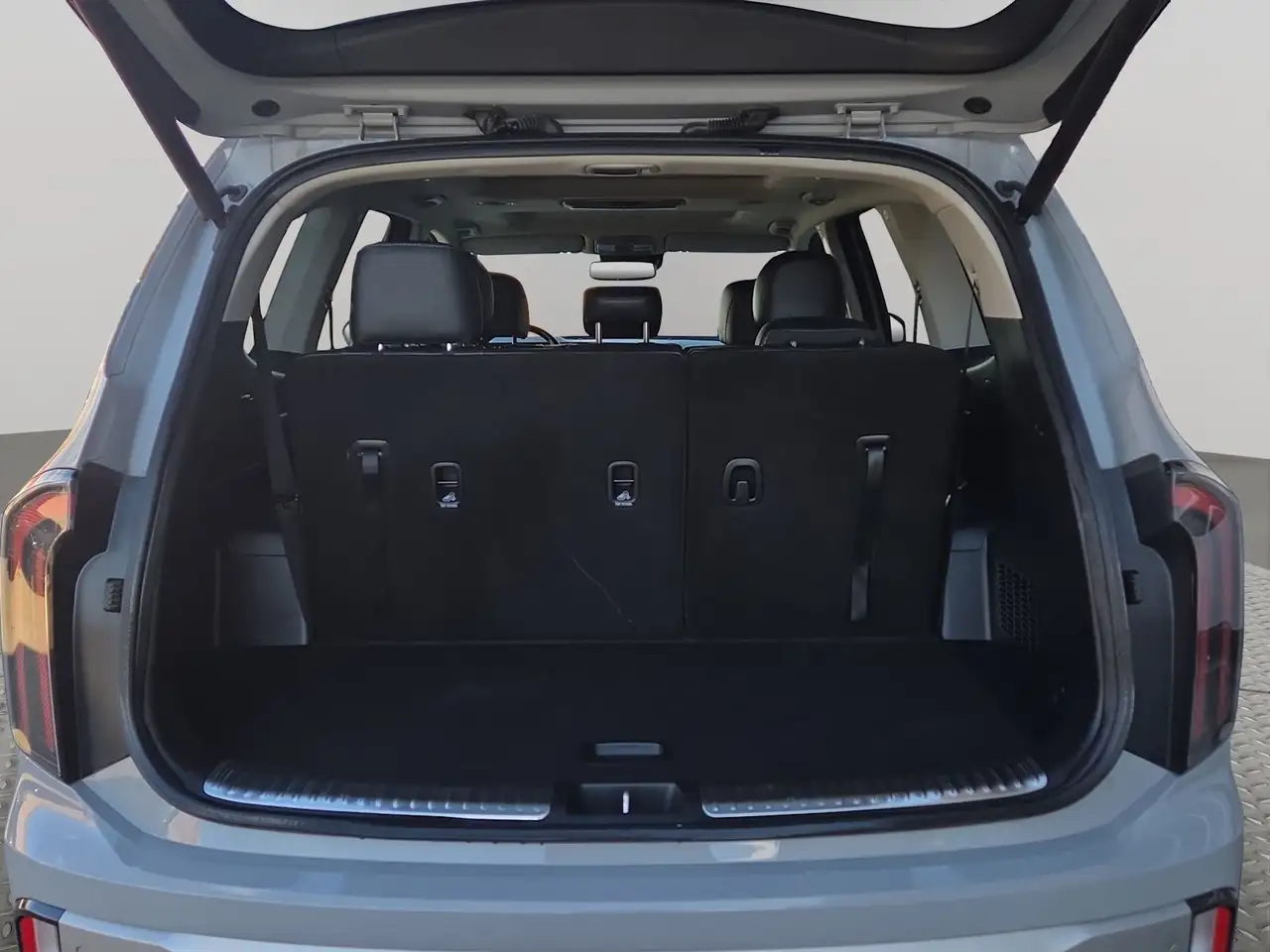 Kia Telluride снимка Kia Telluride