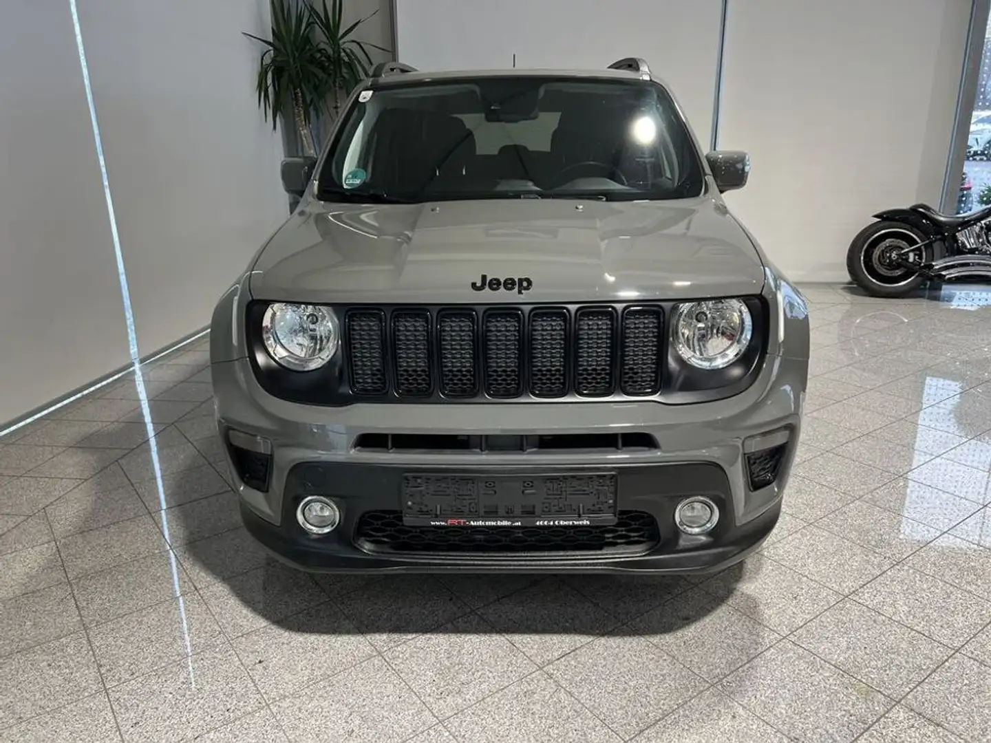 Jeep Renegade Night Eagle Grau - 2