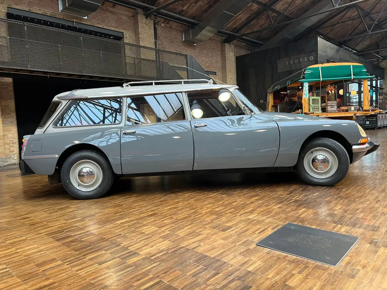 Citroen DS 20 Familiale mit Sitzbank vorne, foto 4