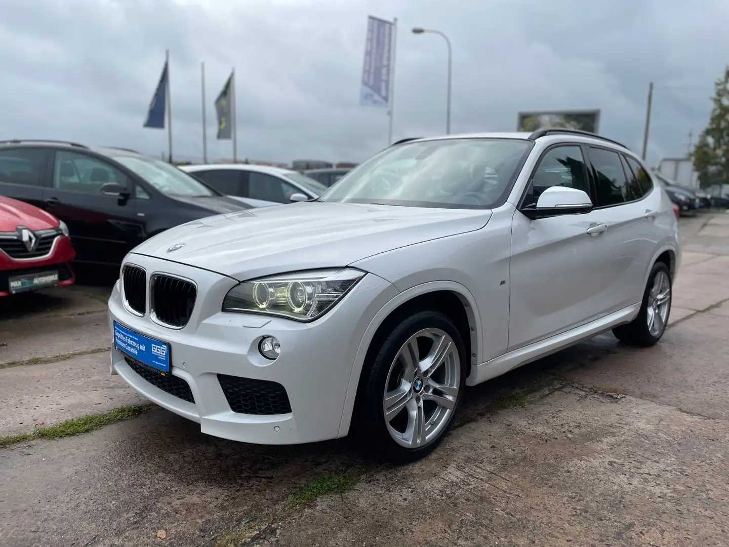 BMW X1 Baureihe X1 25 d xDrive Weiß - 2