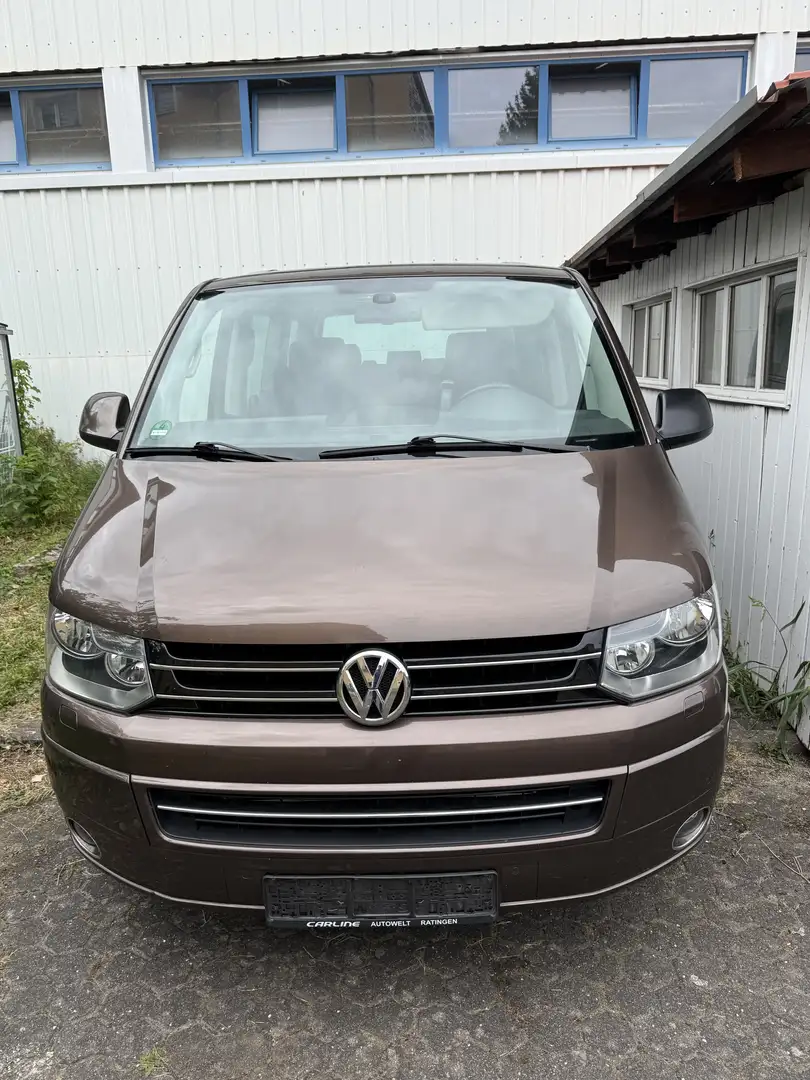 Volkswagen T5 Multivan - 1