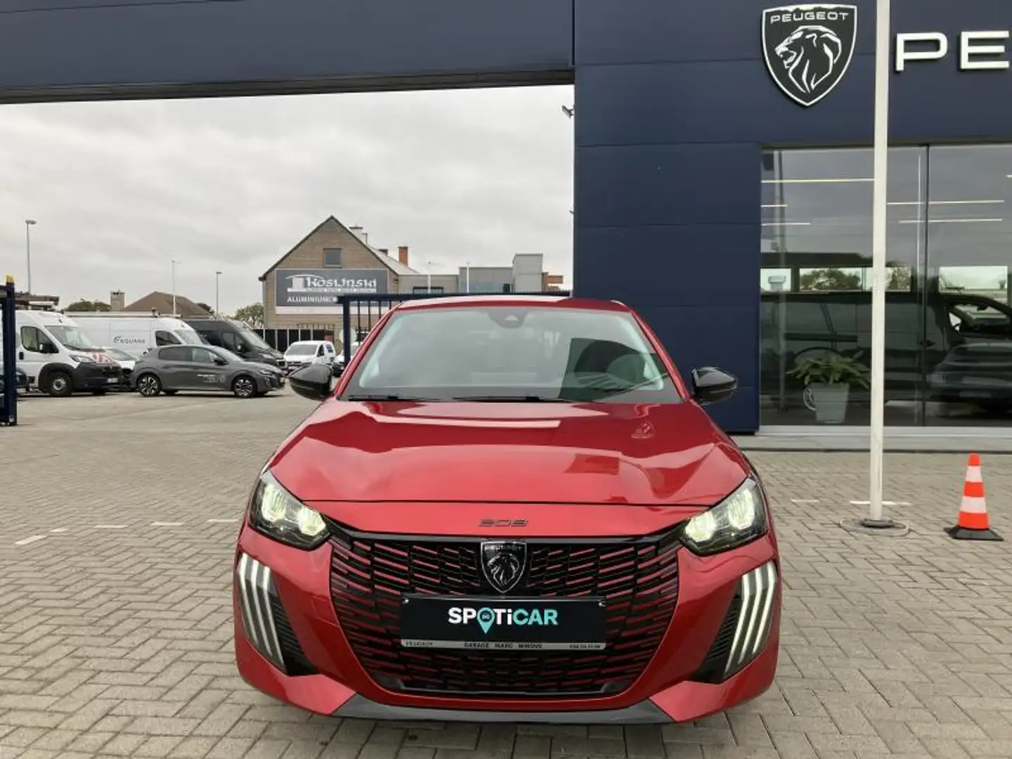 Peugeot 208 II & e- Allure Rood - 2