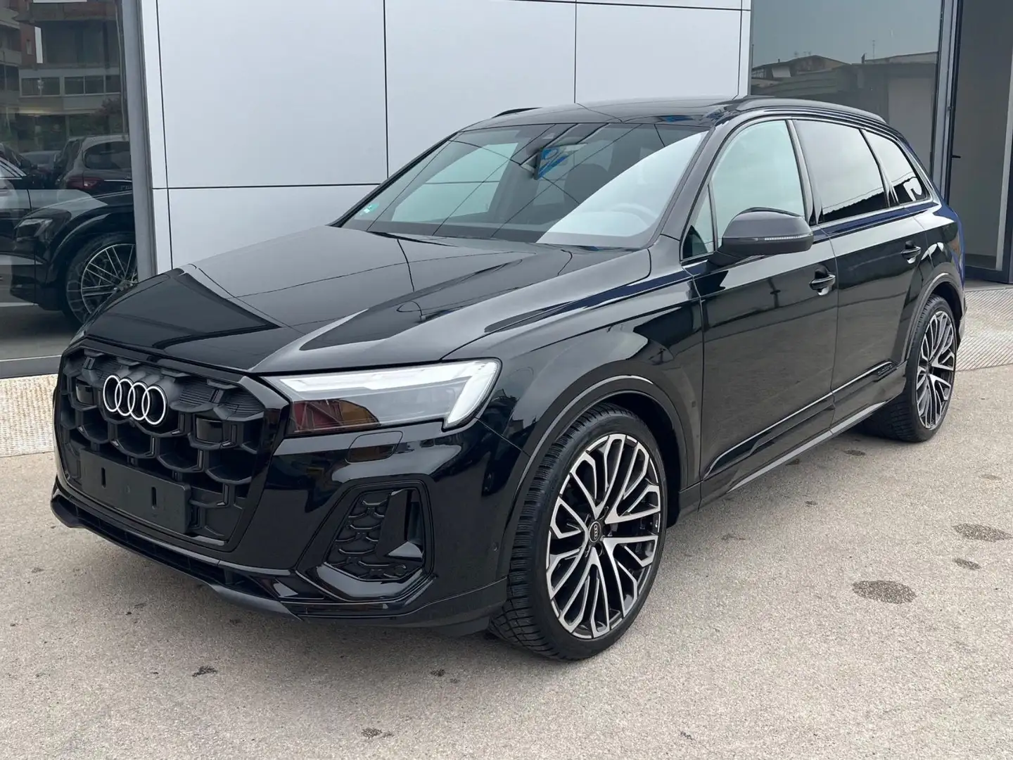 Audi Q7 45 Sline Anticipo €25.100 noleggio no scoring Zwart - 2