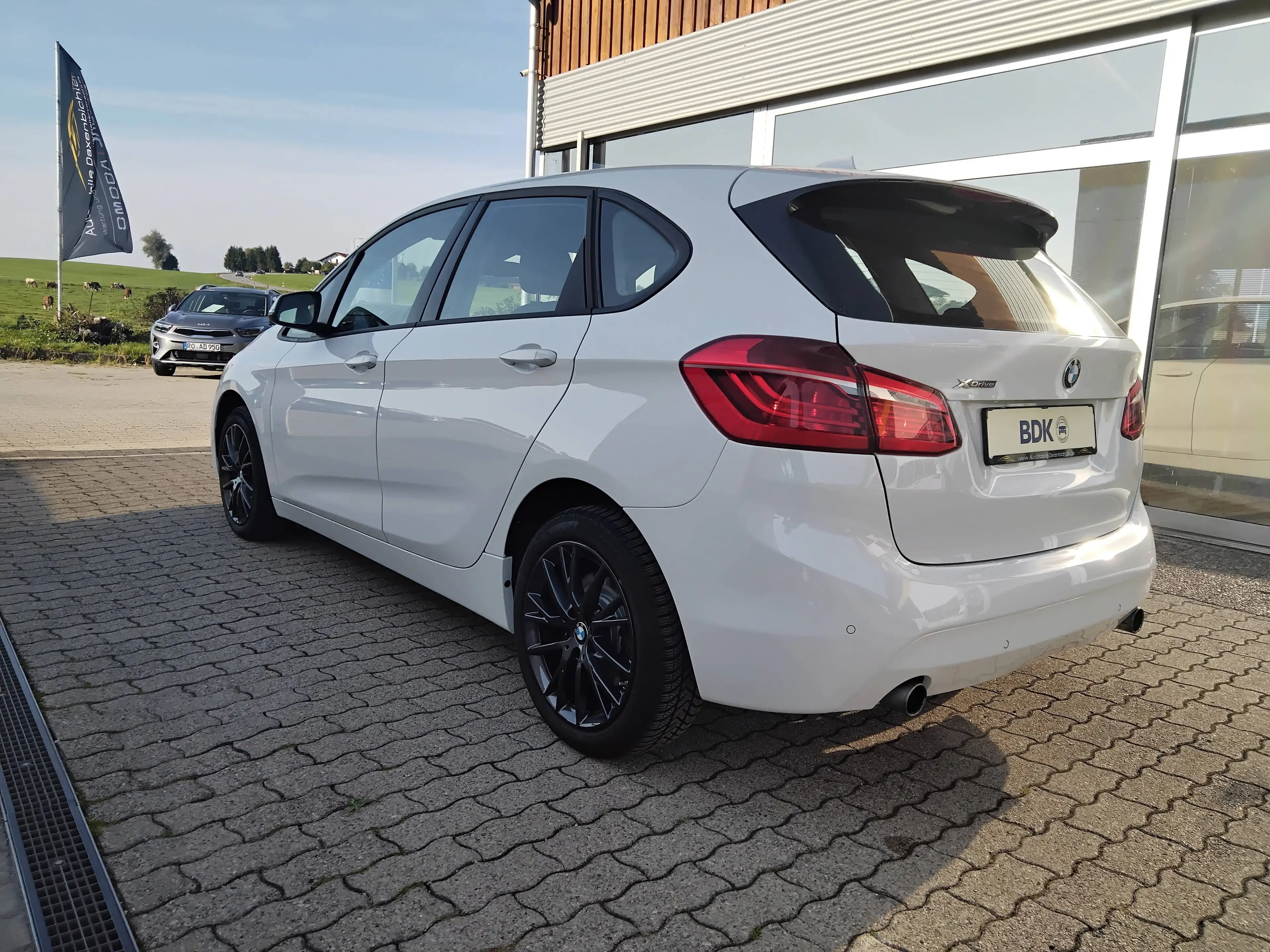 BMW 225 225 i xDrive Advantage — photo 13