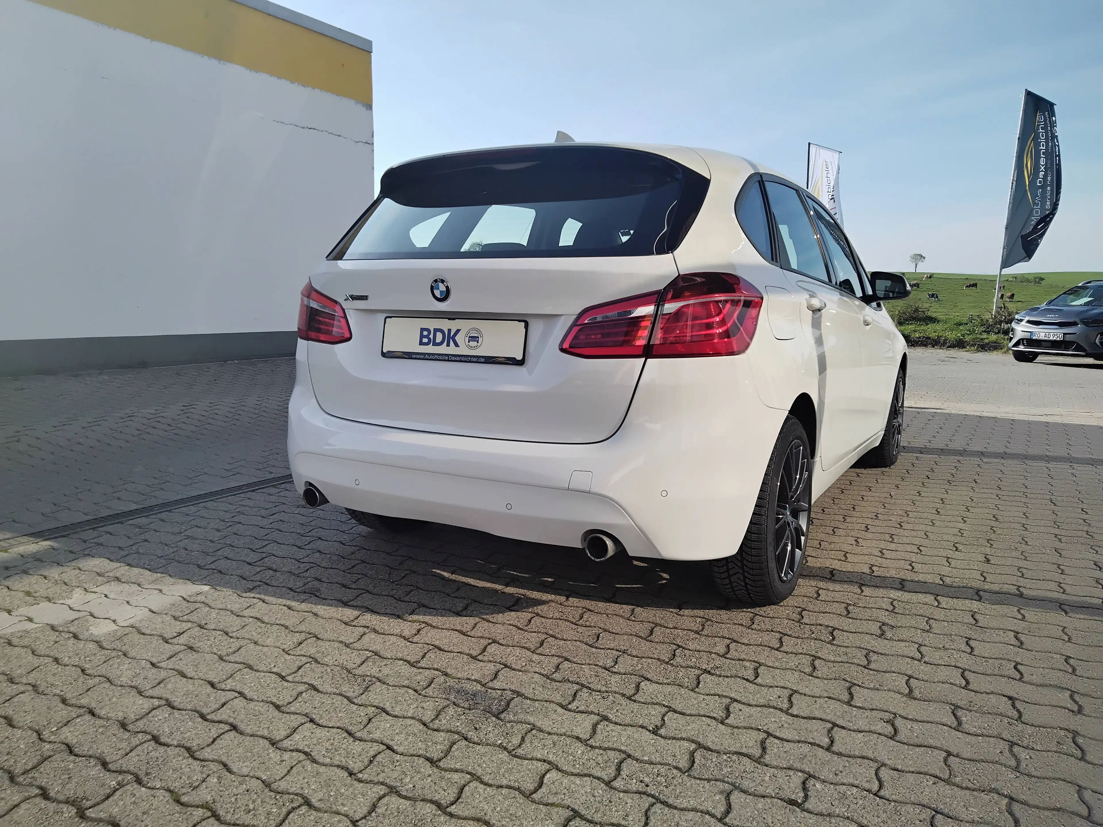 BMW 225 225 i xDrive Advantage — photo 9