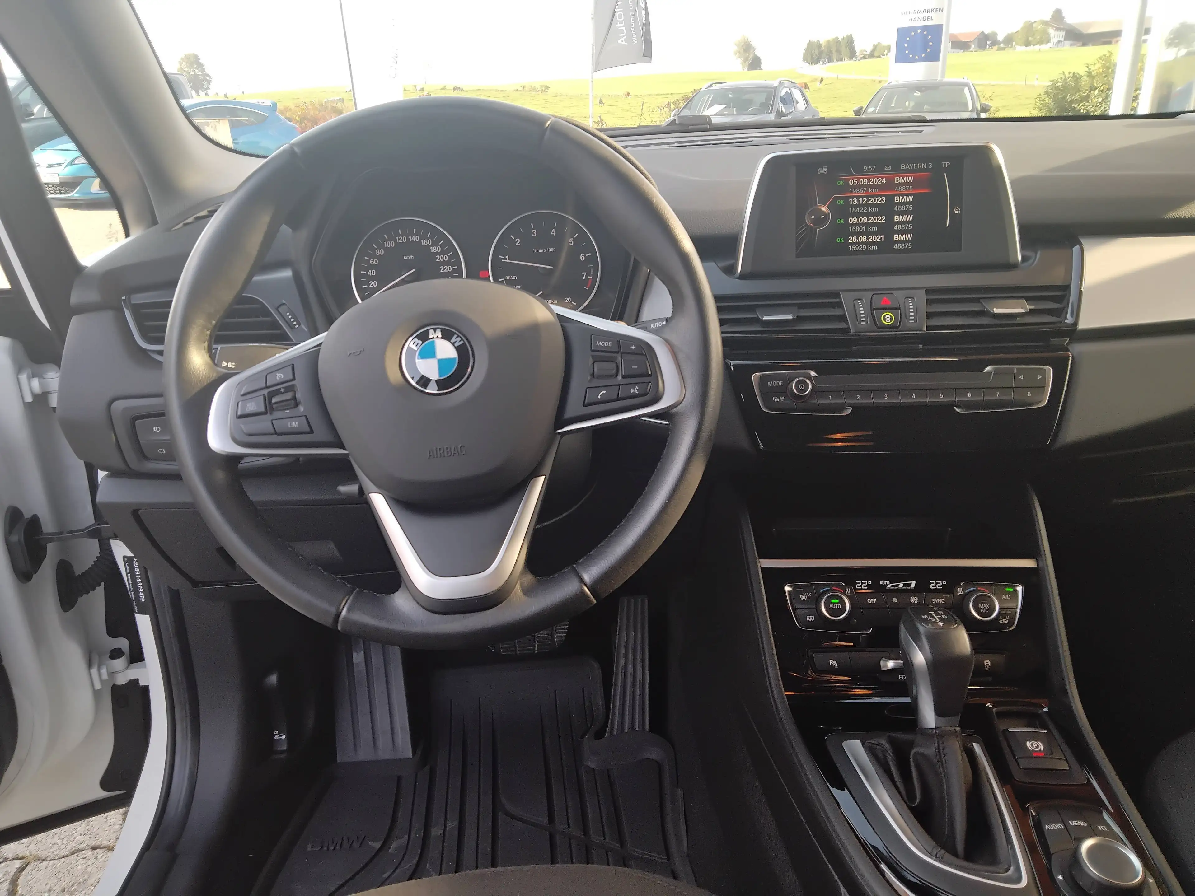 BMW 225 225 i xDrive Advantage — photo 6