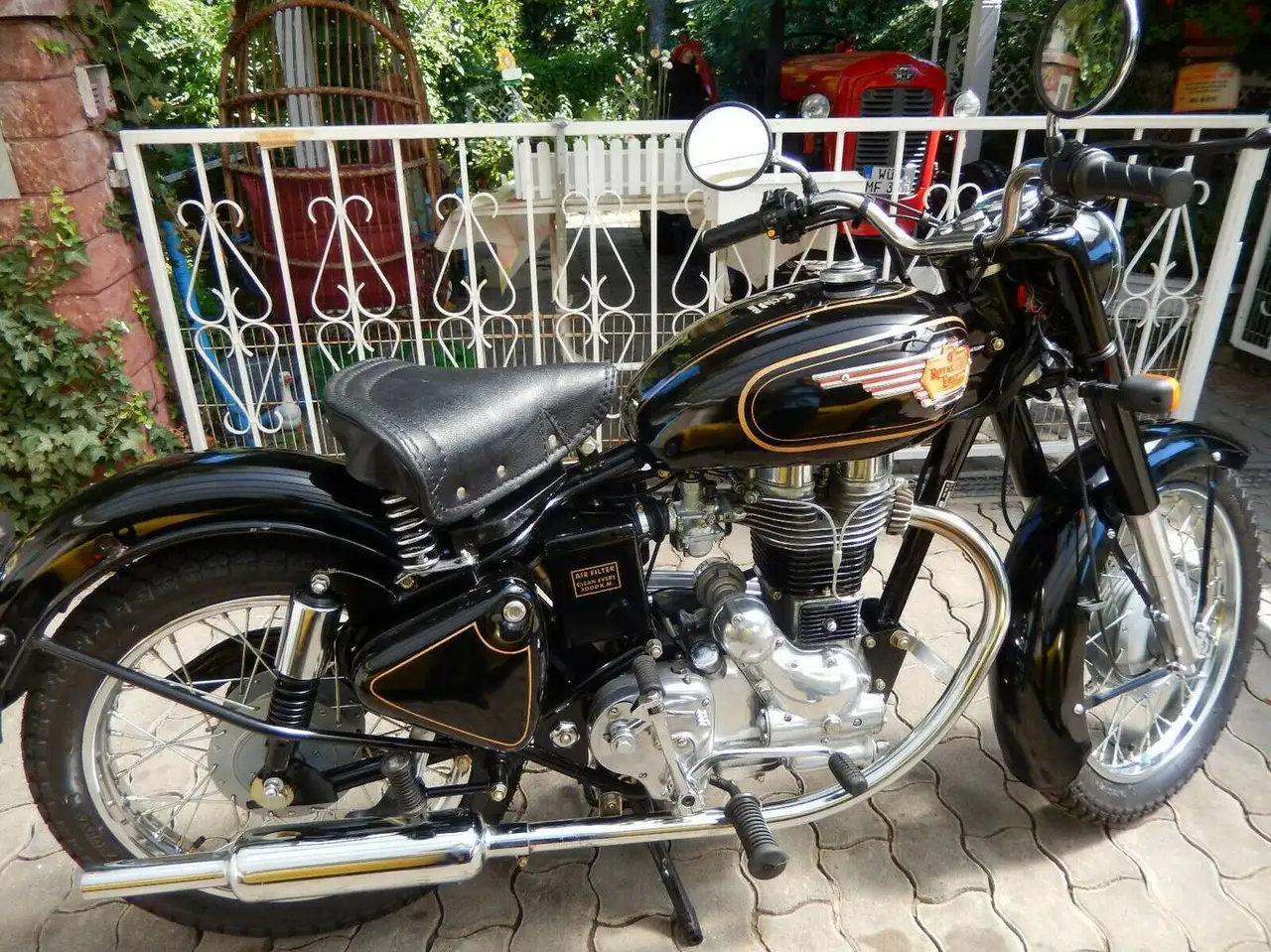 Royal Enfield Classic 350