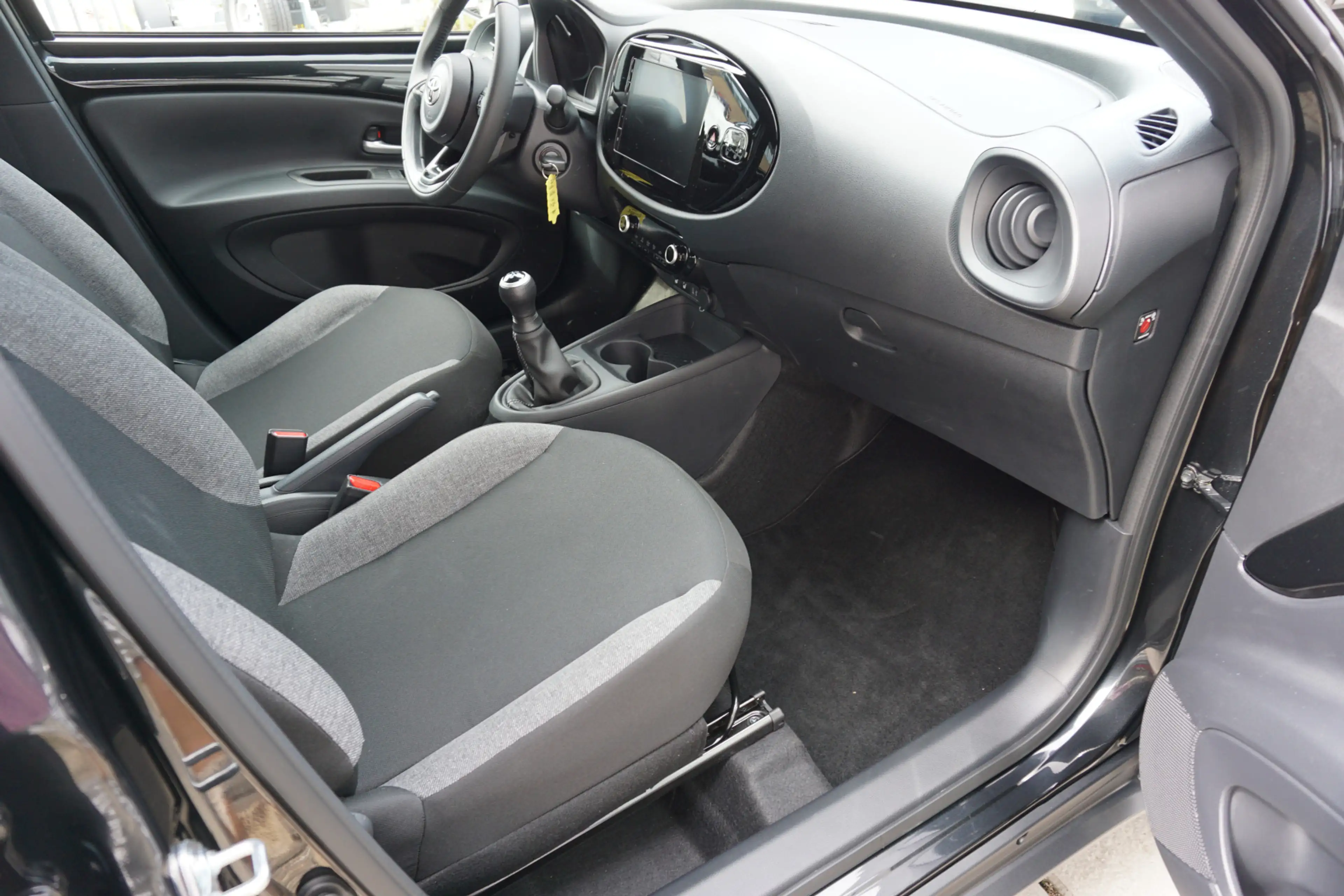 Toyota Aygo X 1.0 VVT-i MT Pulse |Carplay|Camera|Stoelverwarming — photo 8