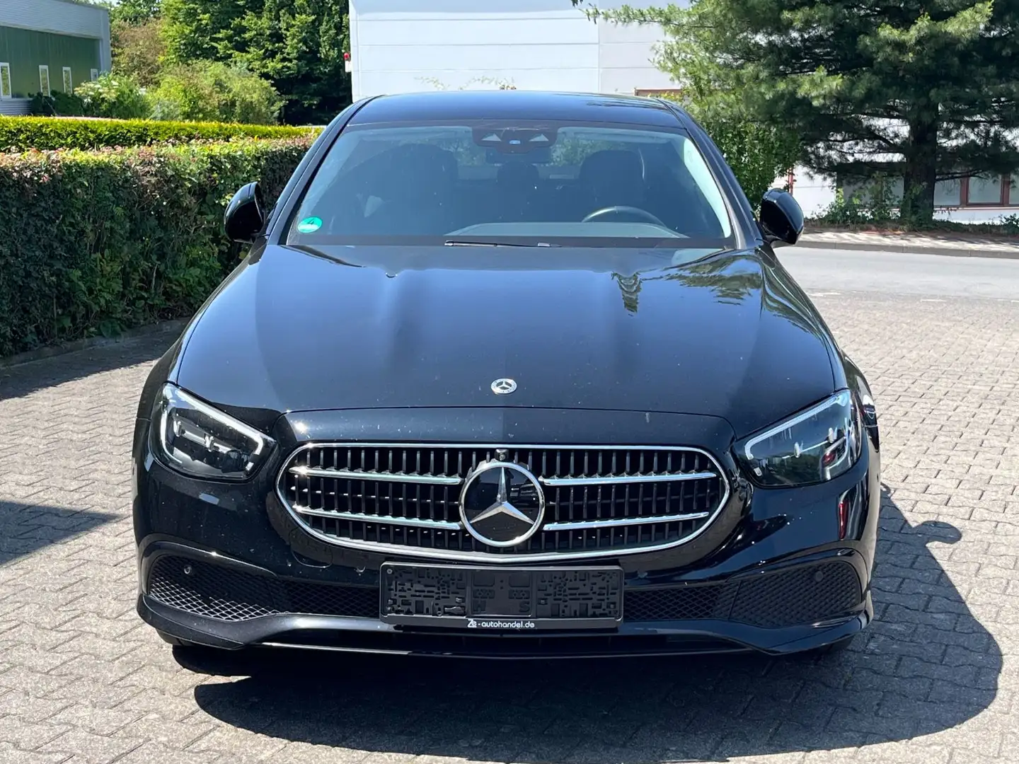 Mercedes-Benz E 300 de Avantgarde Night Wide LED Distronic 360* Schwarz - 2