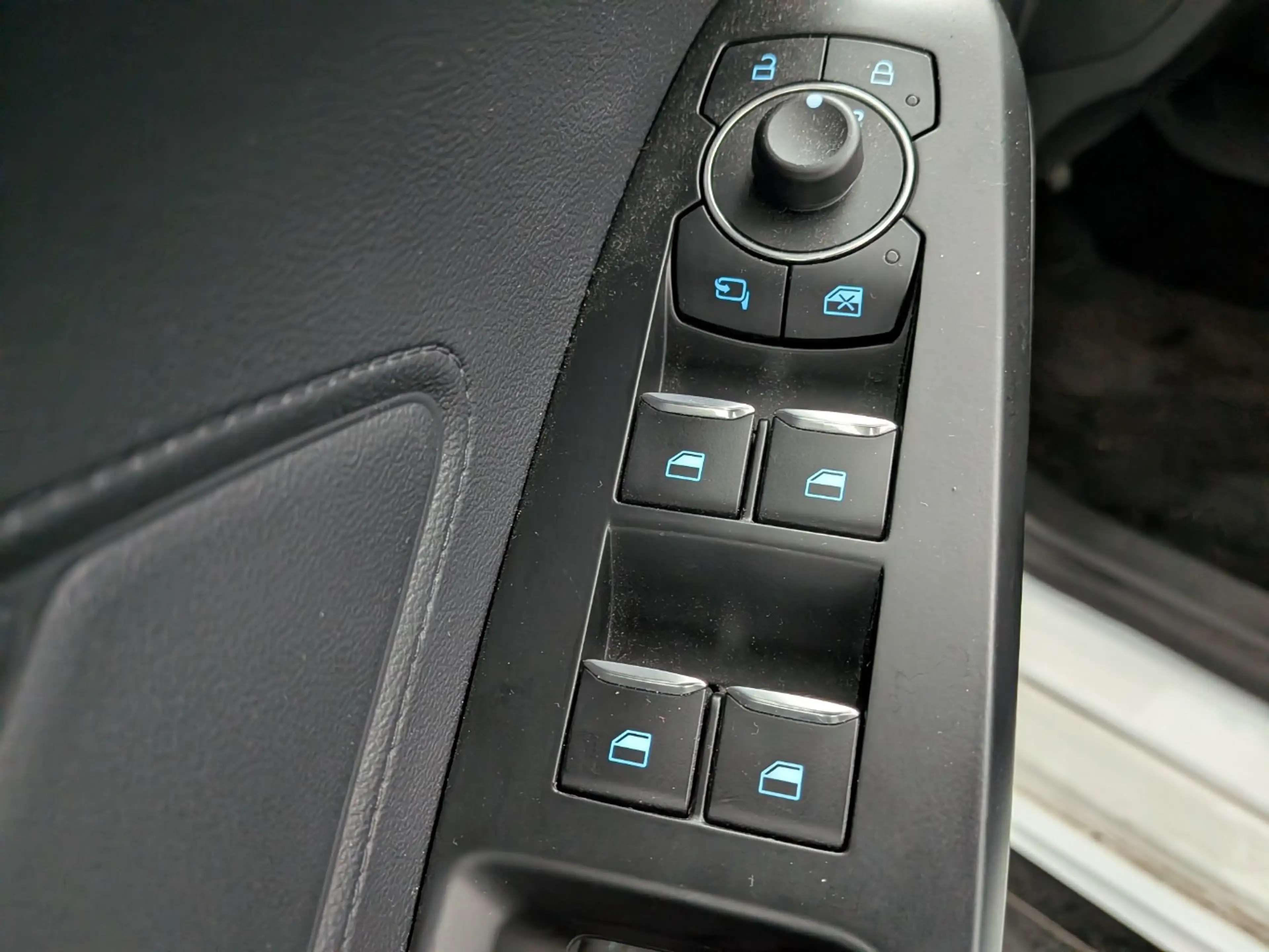 Ford Focus Wagon 1.0 EcoBoost ST Line Business | Stoel- Stuur — photo 13