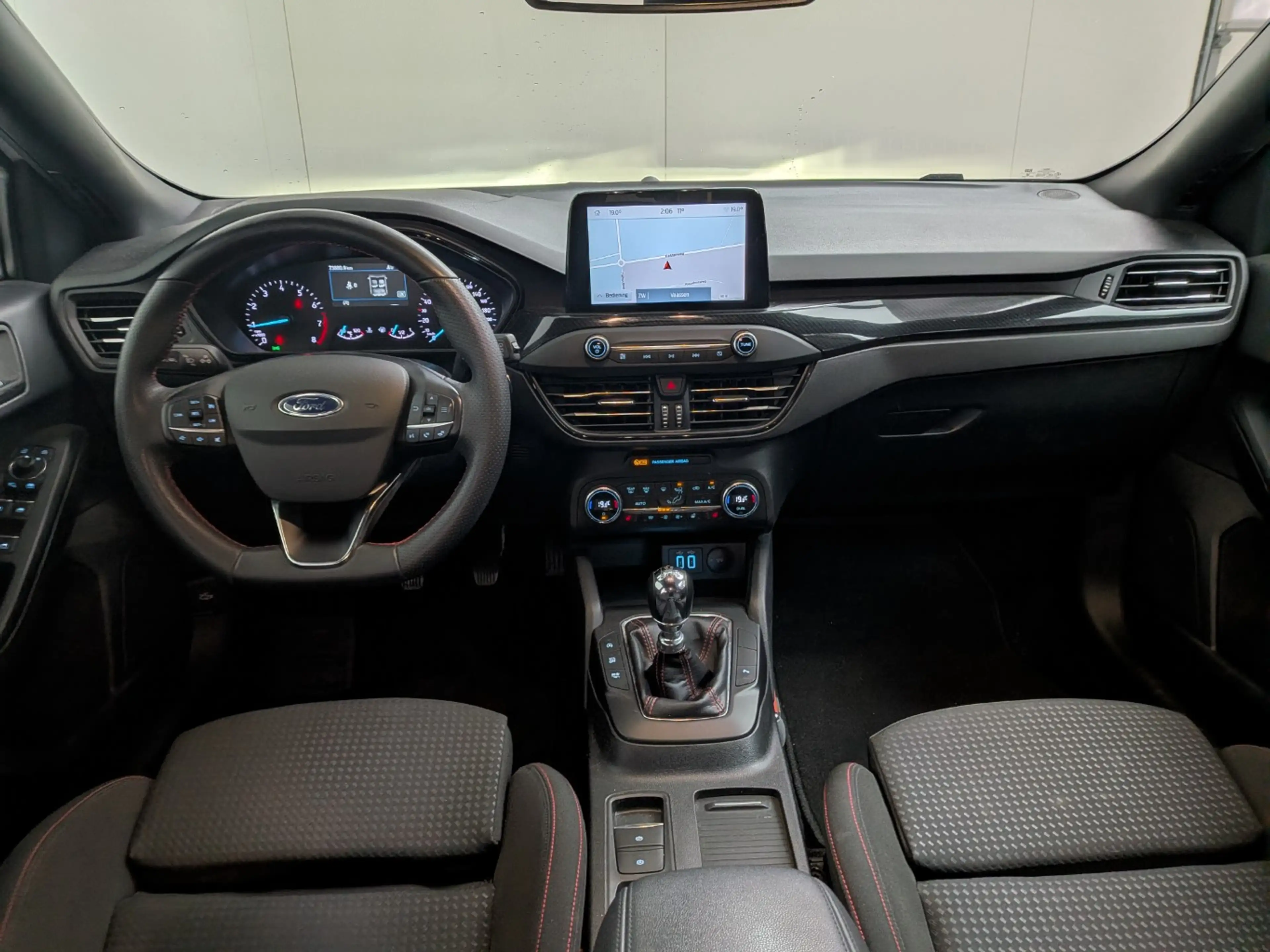 Ford Focus Wagon 1.0 EcoBoost ST Line Business | Stoel- Stuur — photo 2