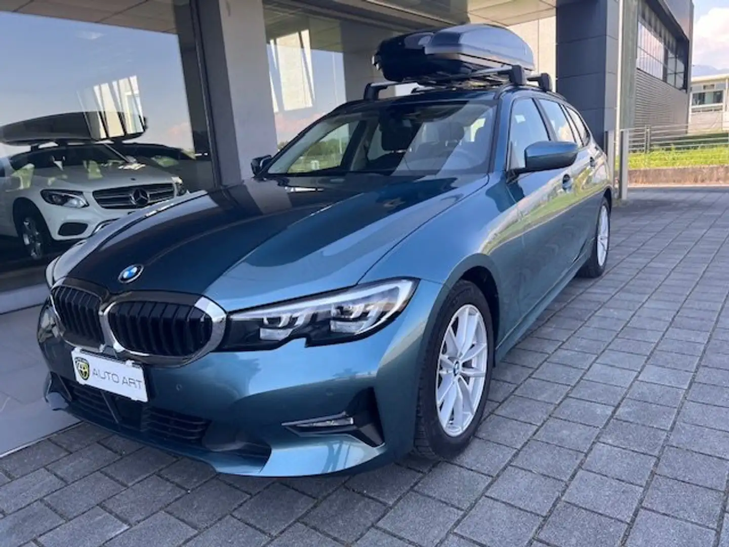 BMW 318 318d Touring mhev 48V Business Advantage auto Blau - 1