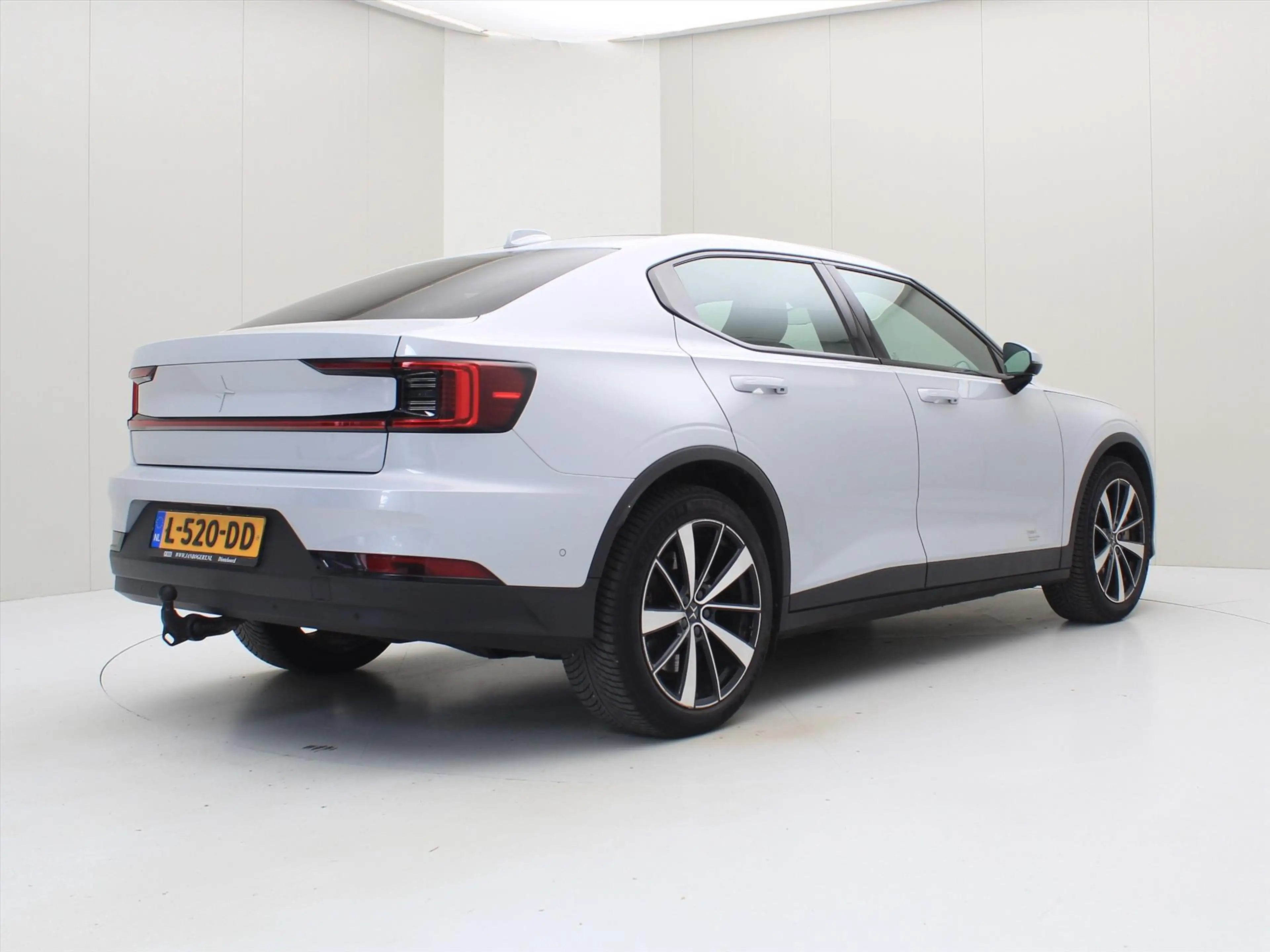 Polestar 2 Long Range Dual Motor 408PK 78kWh 91% SOH [ TREKHA — photo 2