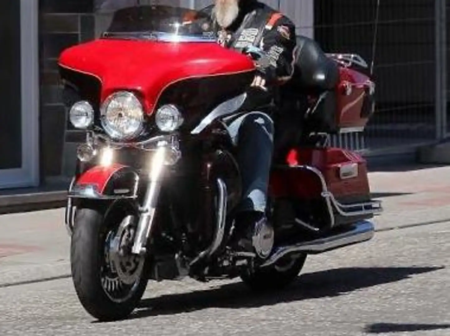 Harley-Davidson Electra Glide FLHTK ULTRA LIMITED Rojo - 1