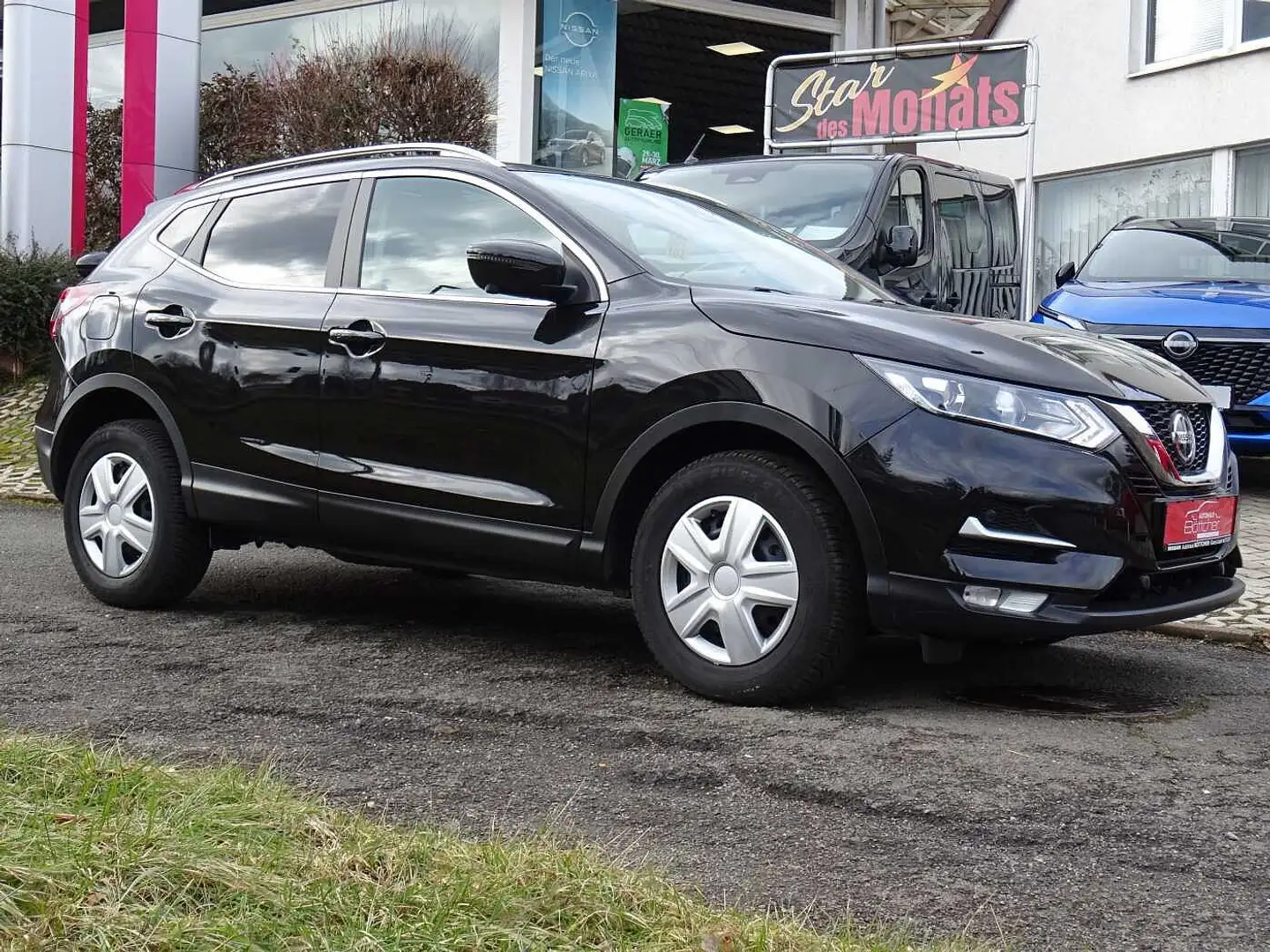 Nissan Qashqai 1.3 DIG-T DCT N-CONNECTA AHK u. WinterP Schwarz - 1