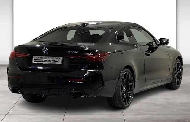 BMW 4 Series view 6