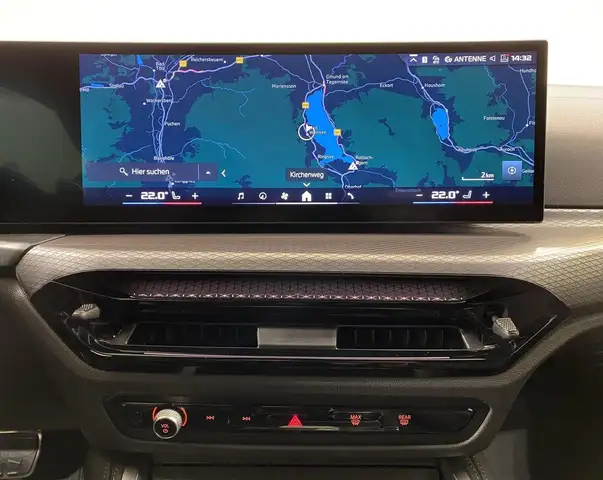 BMW 4 Series view 8