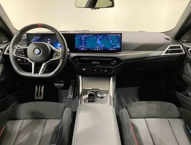 BMW 4 Series view 13