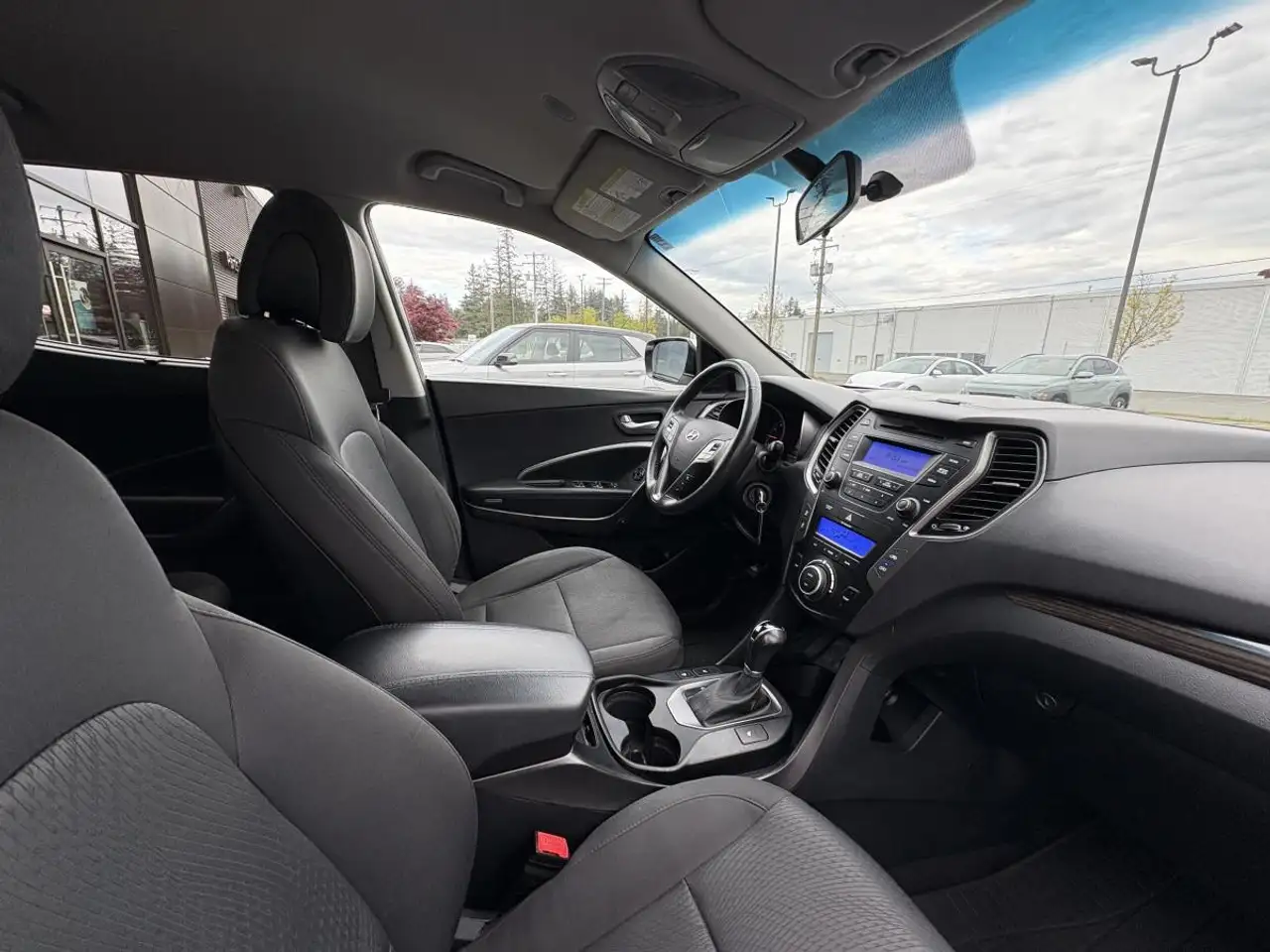 Hyundai SANTA FE снимка Hyundai SANTA FE