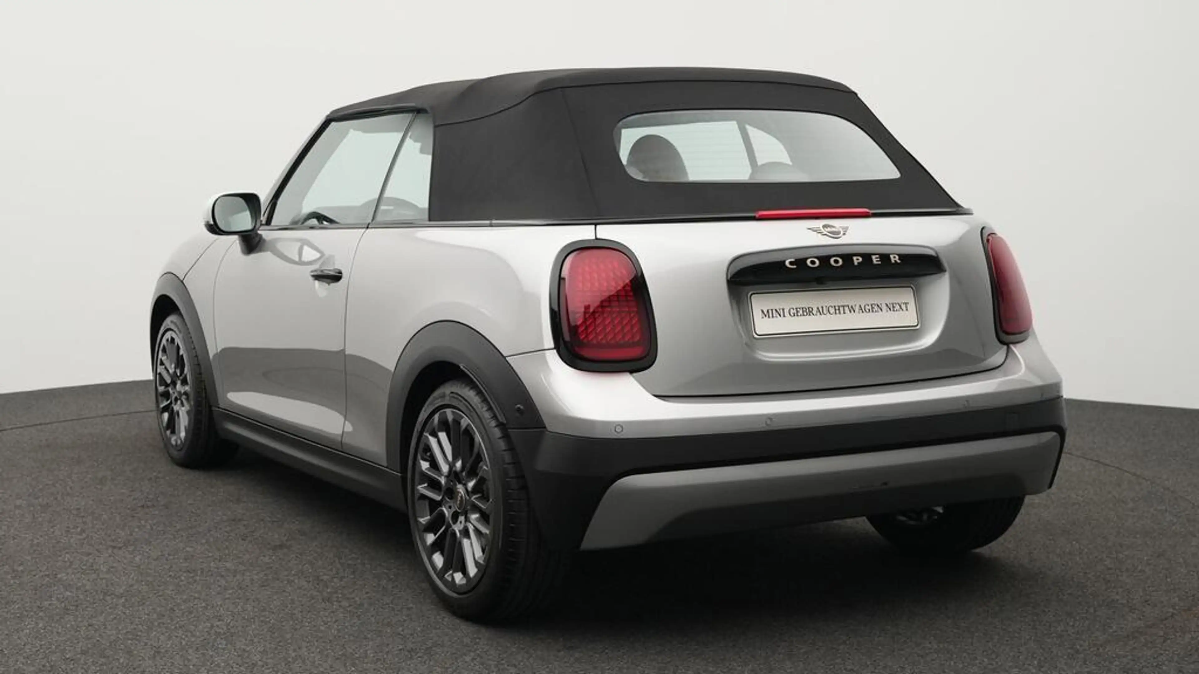 MINI Cooper C Cabrio Classic Trim — photo 6