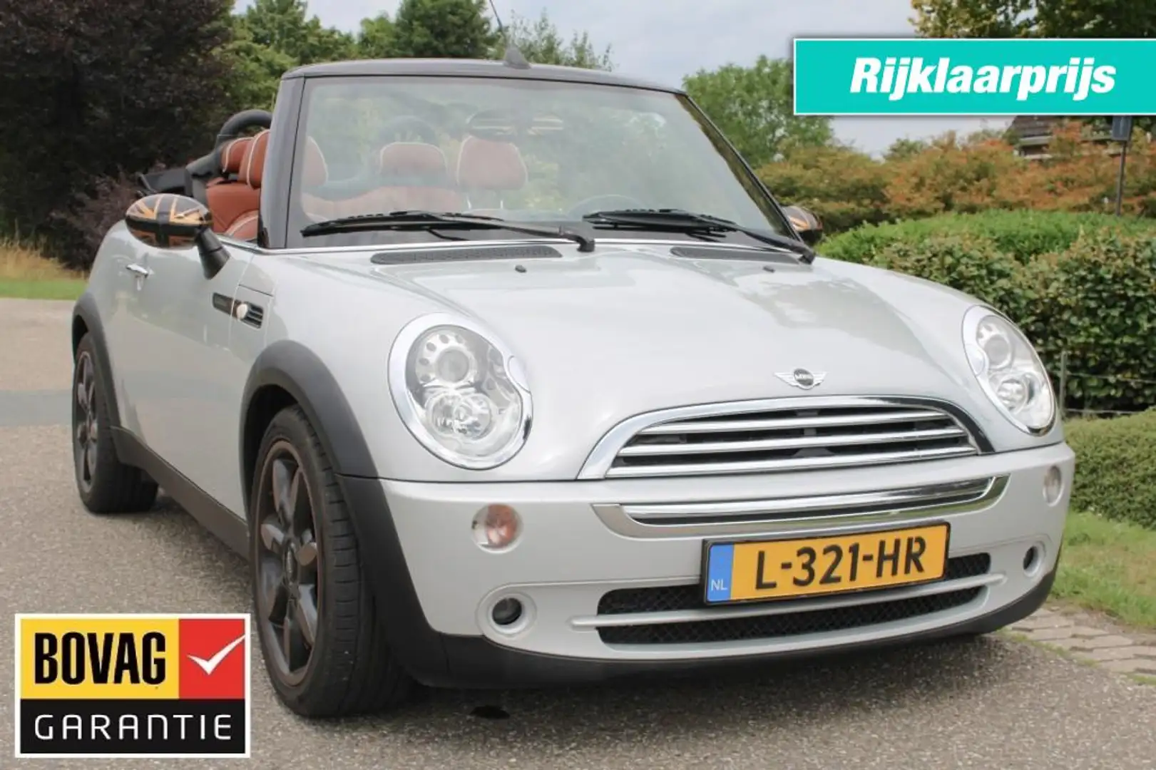 MINI 1.6 115pk  Cooper Sidewalk ECC/cruise/leer/PDC/17 Wit - 1