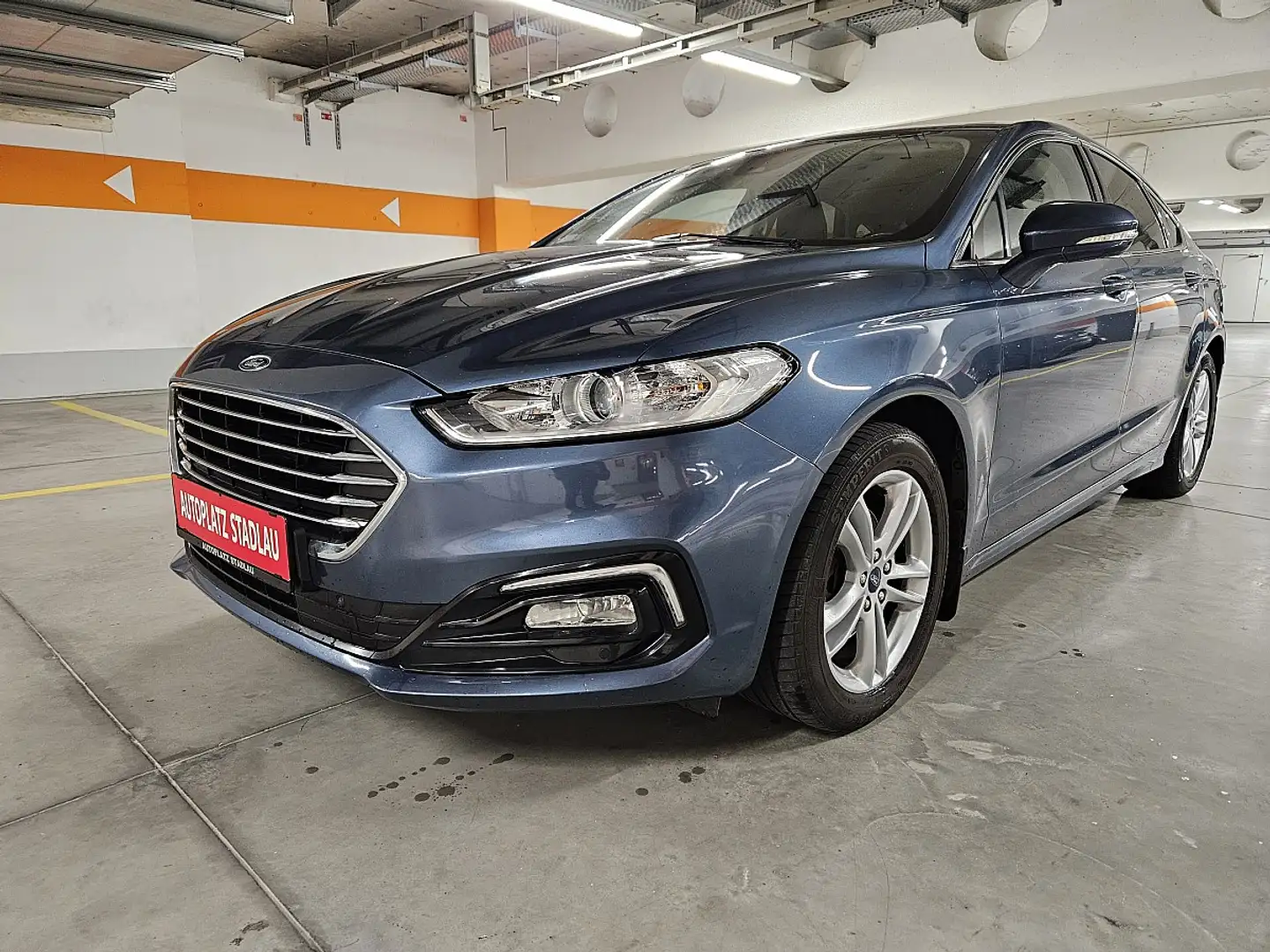 Ford Mondeo Titanium 2,0 EcoBlue SCR Blau - 1