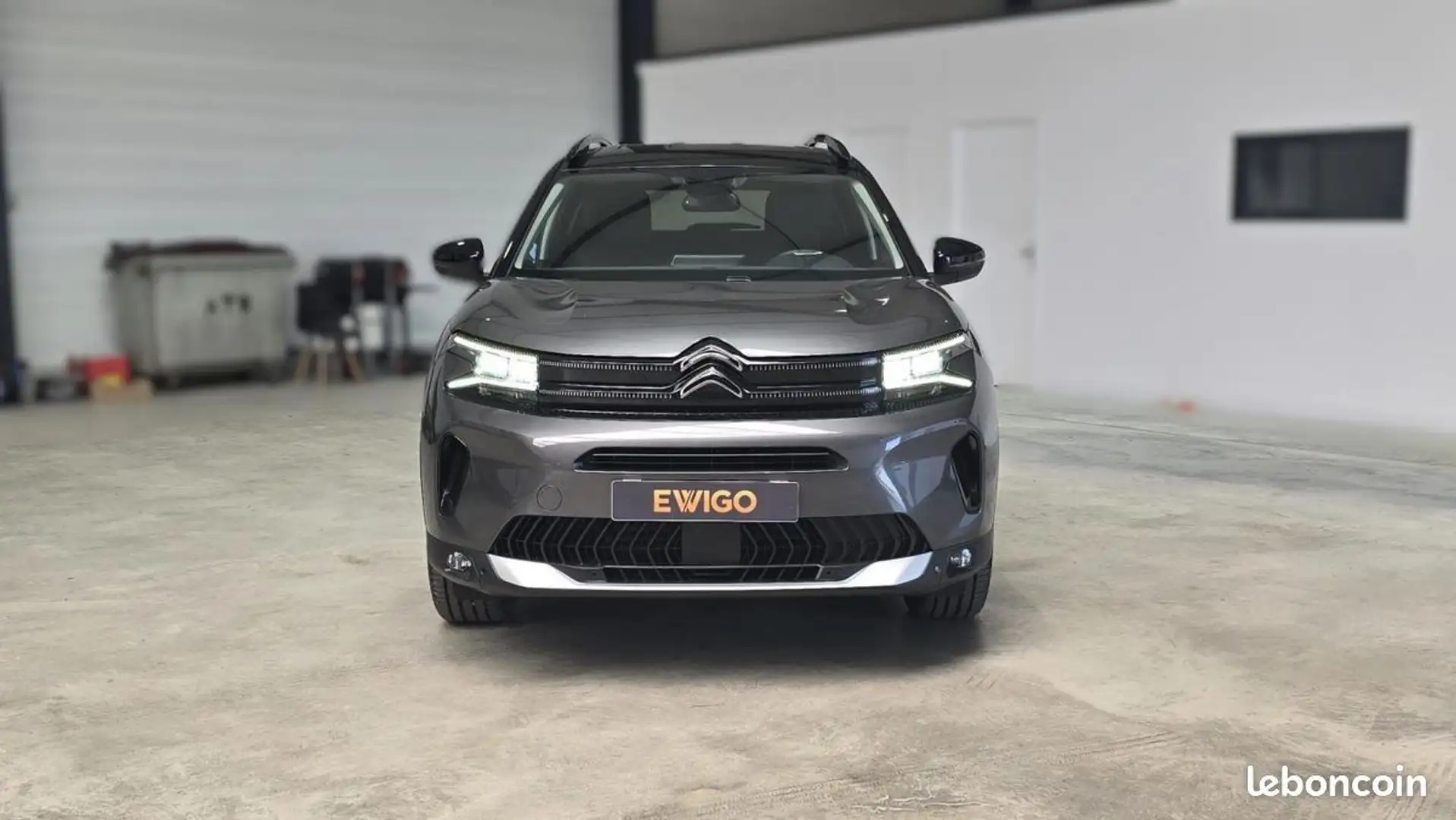 Citroen C5 Aircross Citroën BLUEHDI 130 EAT8 MAX + AMBIANCE U Gris - 2