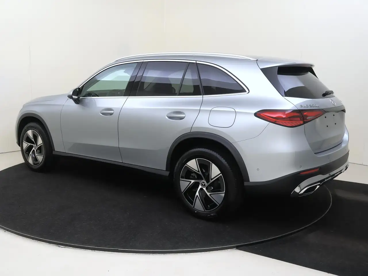 Mercedes-Benz GLC 2026