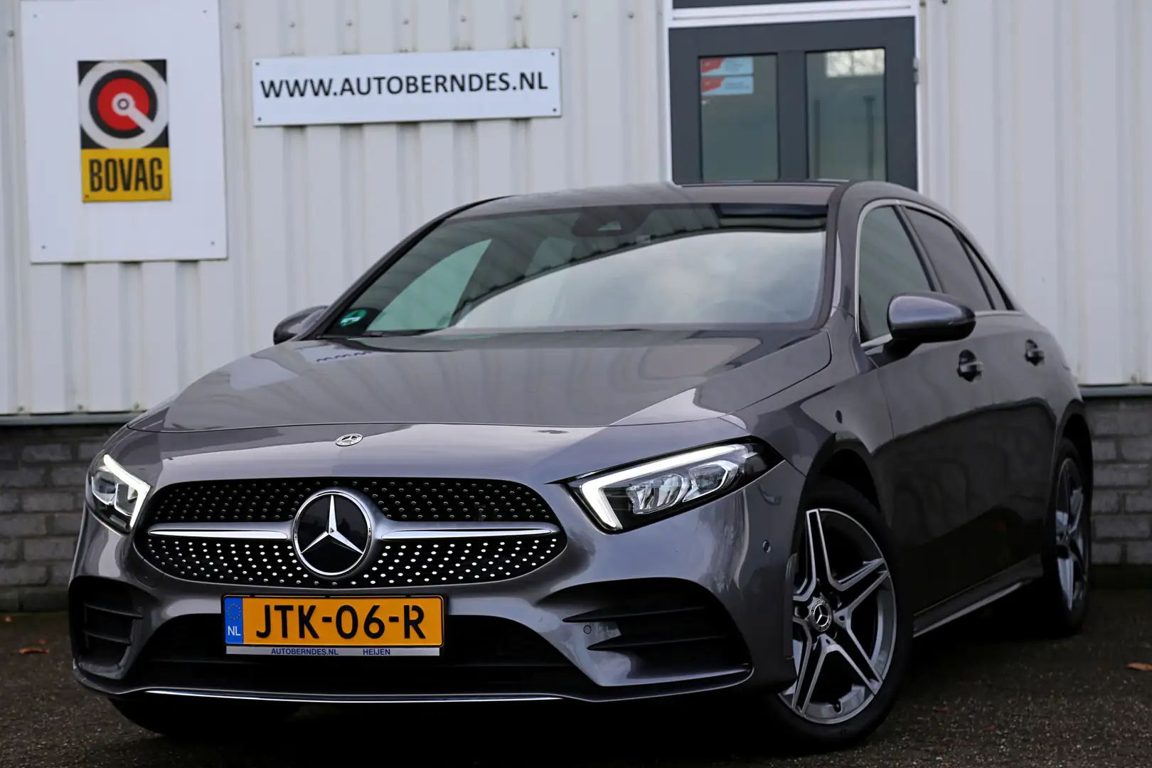Mercedes-Benz A 250 e AMG Line Plug in hybride*Perfect MB Onderh.*BTW* Grau - 1