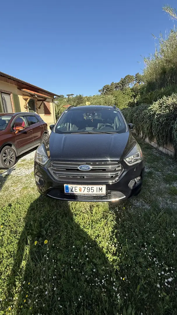 Ford Kuga 2,0 TDCi ST-Line Start/Stop Powershift Aut. AWD - 2