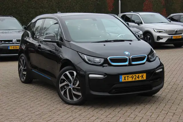 BMW i3 Basis 120Ah 42 kWh / SoH 91.4% Navigatie / 19'' /