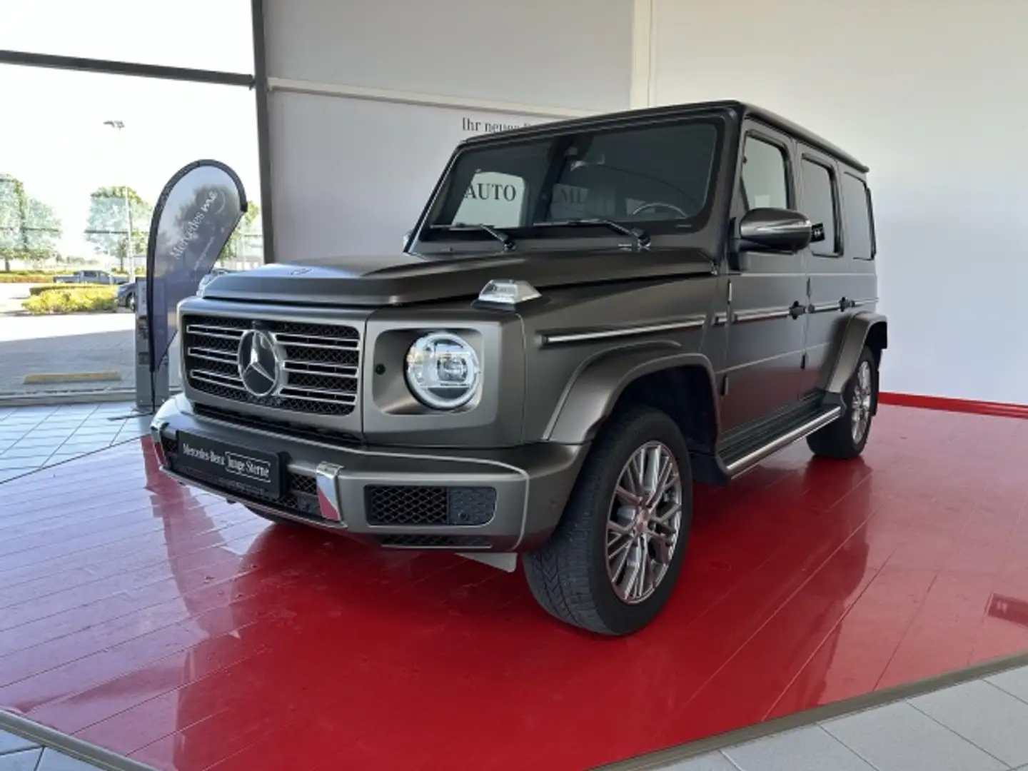 Mercedes-Benz G 350 G 350 d AMG DISTRONIC+AHK+SHD+STANDHEIZUNG+360° Grau - 2