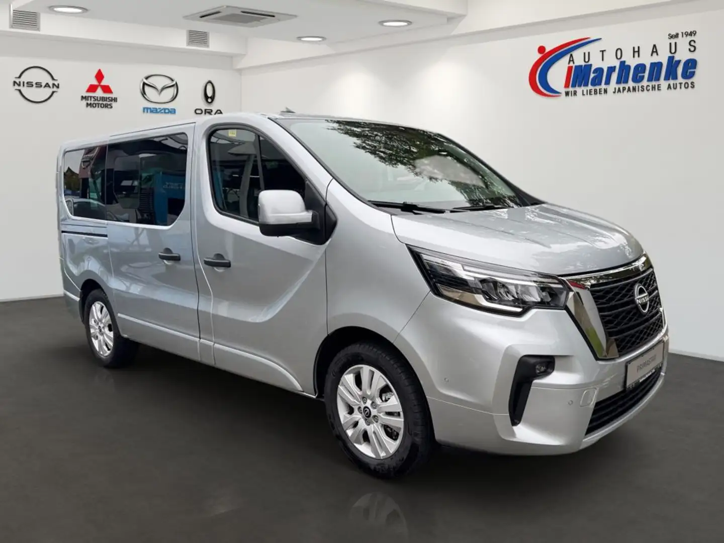 Nissan Primastar L1H1 2,8 dCi 150 (9-Si.) Tekna Серебристый - 2