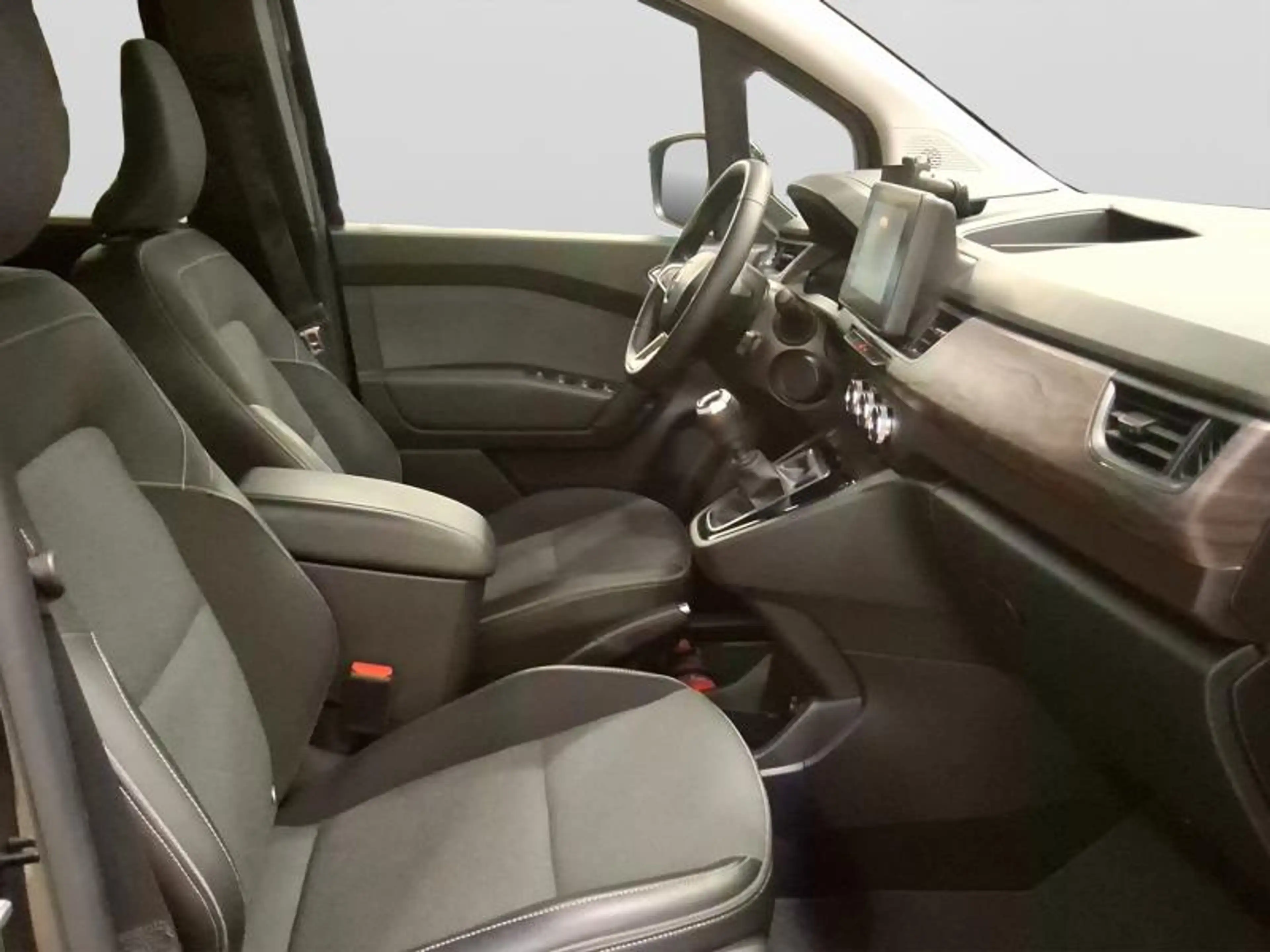 Renault Kangoo Techno Tce 130 — photo 13