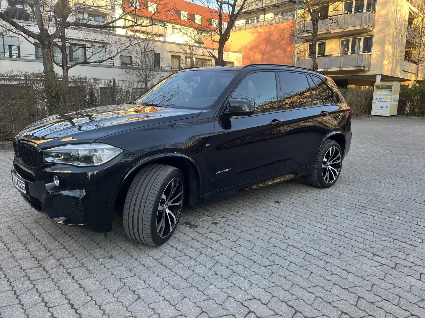 BMW X5 xDrive30d Sport-Aut. 7 sitze M paket Schwarz - 2